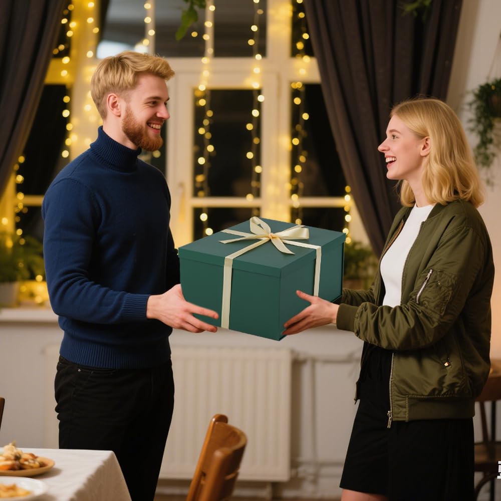 UoeRing 1Pcs Green Extra Large gift box with lids 16.5×13×8 Inches gift boxes for presents,Birthday Box (include Ribbon, Paper Shred Filler Gift Card & Envelopes)