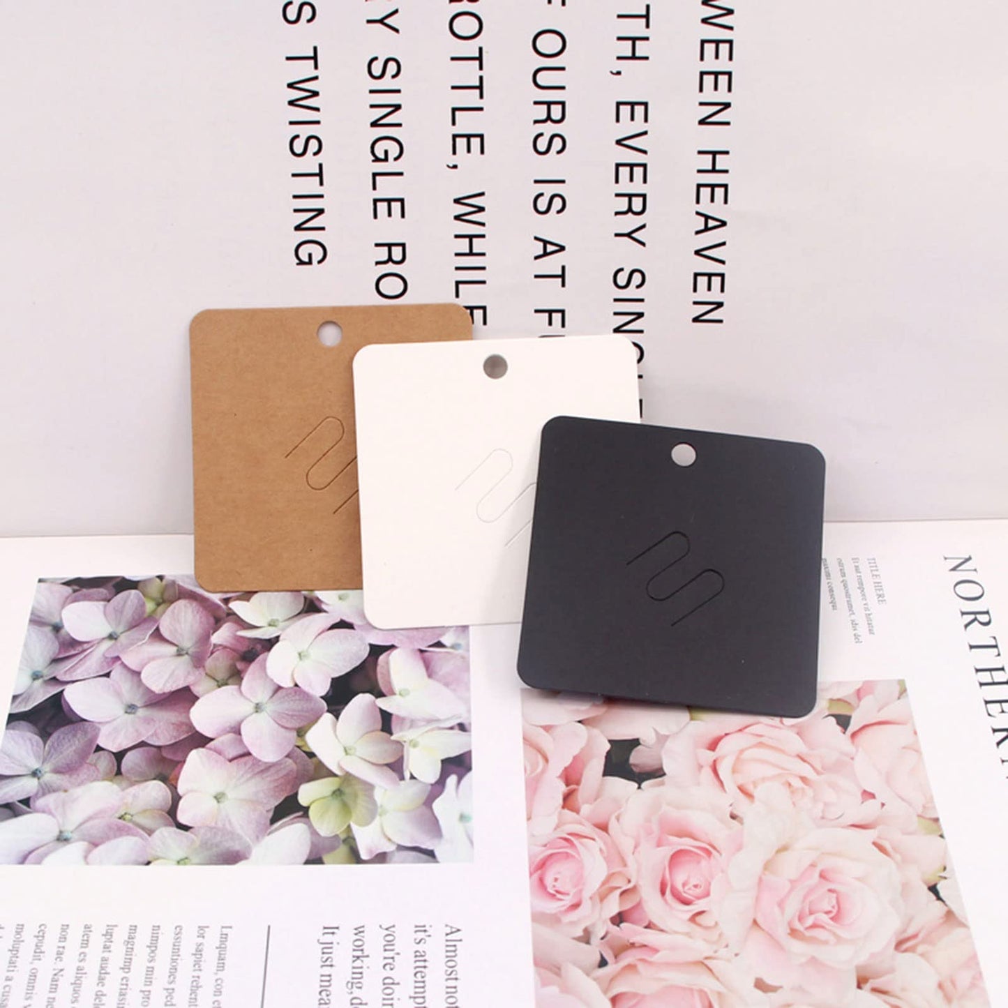 WikoNasc 100Piece Kraft Brooch Pin Cards Square Brooch Display Holder Card Brown Earring-Tag for Selling Jewelry Craft Retail