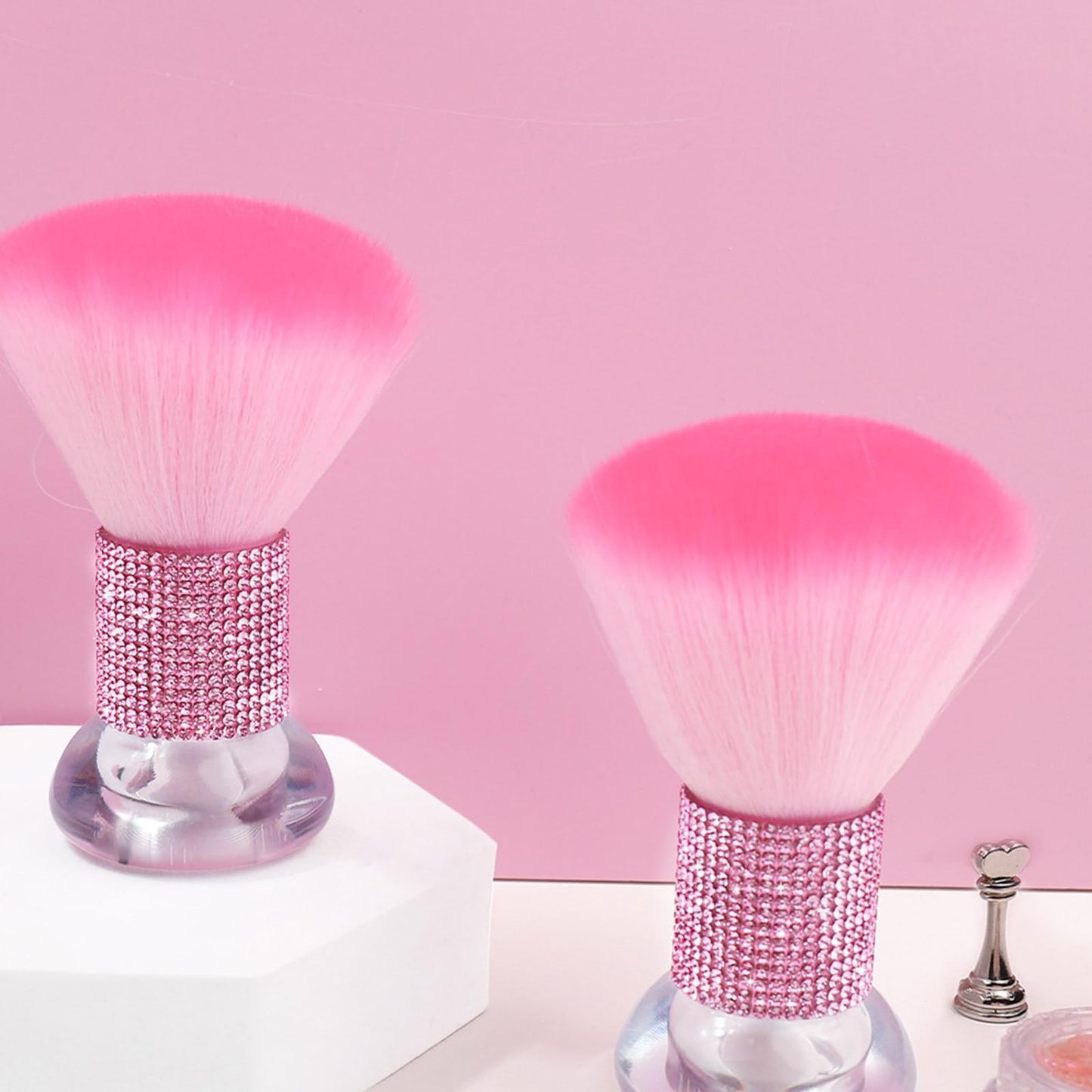 Loose Powder Brushes Easy To Use Nails Brush With Ergonomic Designs For Comfortable Handling And Effective Artificial Fiber Nail Brush