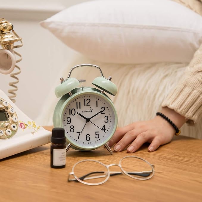 FLOITTUY Loud Alarm for Deep Sleepers 4'' Twin Bell Alarm Clock with Backlight for Bedroom and Home Decoration(Green)