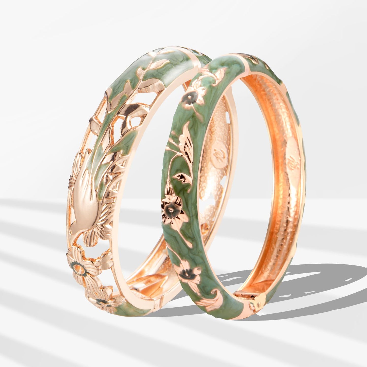 wynameleri Vintage Jewelry Cloisonne Handcrafted Enameled Gorgeous Rhinestone Flower Gold Hinged Cuff Bracelet Bangles Gifts 88A31-55A81 green