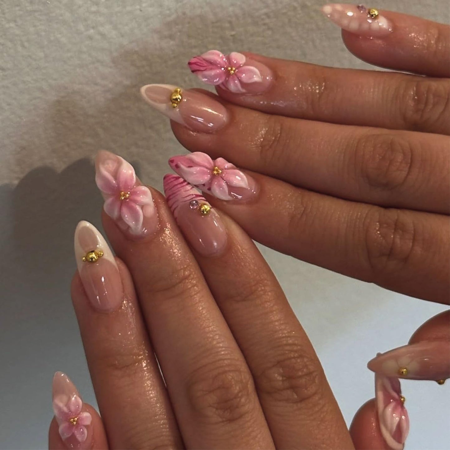 French Tip Press On Nails Almond Medium Fake Nails Glossy 3D Flower False Nails Press Ons With Gold Bead Design Stick On Nails Full Cover Reusable Glue On Nail For Women Nail Decorations