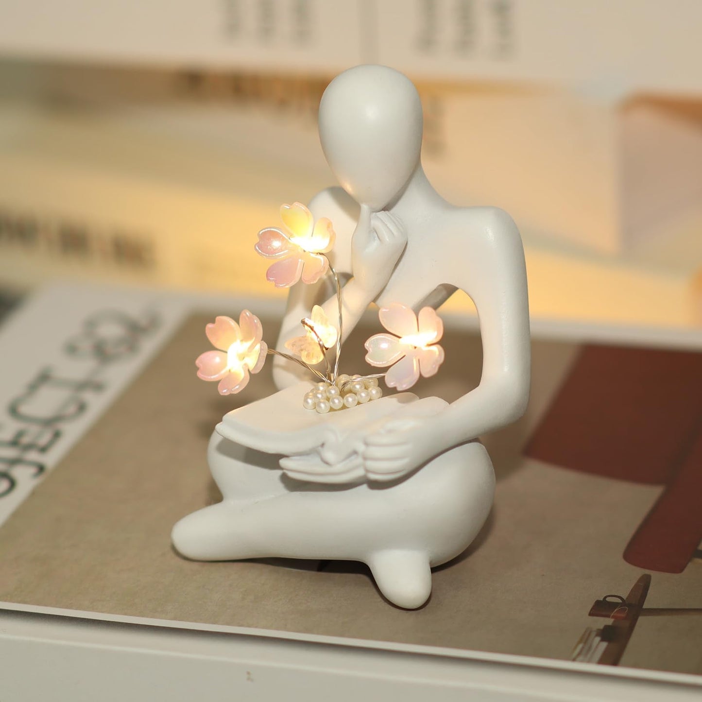 Sewinde Bookshelf Decor Thinker Statue, Battery Powered Night Light, Modern Abstract Reading Figurines Home Decoration, Living Room Office Shelf Table Desk Decor, Aesthetic Gift