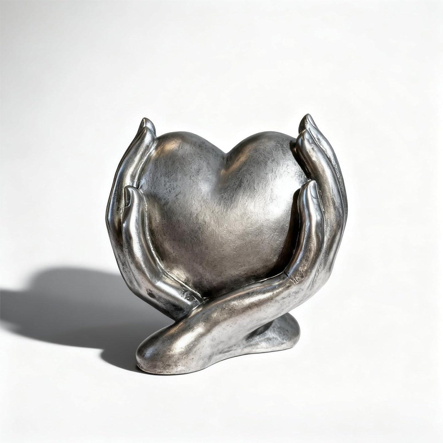 Silver Heart Hands Sculpture Love Centerpieces Aesthetic Statue and Sculpture Living Room Bedroom Bookshelf Coffe Table Boho Wedding Accents Decorations, Knick Knacks Home Decor for Shelves para