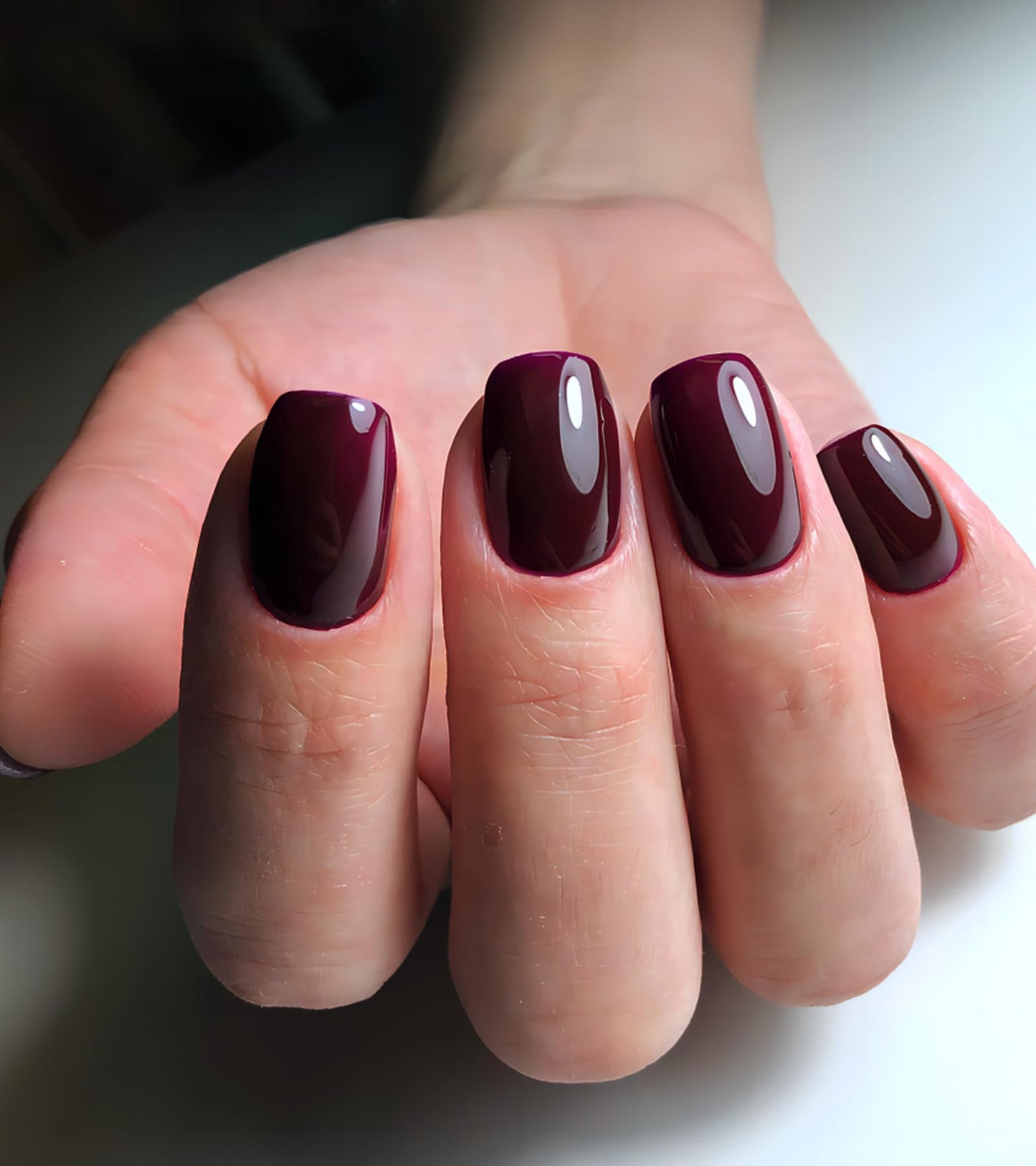 Press on Nails Short - Aegenacess Square Press On Nails, Jelly Wine Red Stick On Nails, Burgundy Glue On Nails with Jelly Stickers, Solid Color Fake Nails in 12 Size - 24PCS False Nail Kit