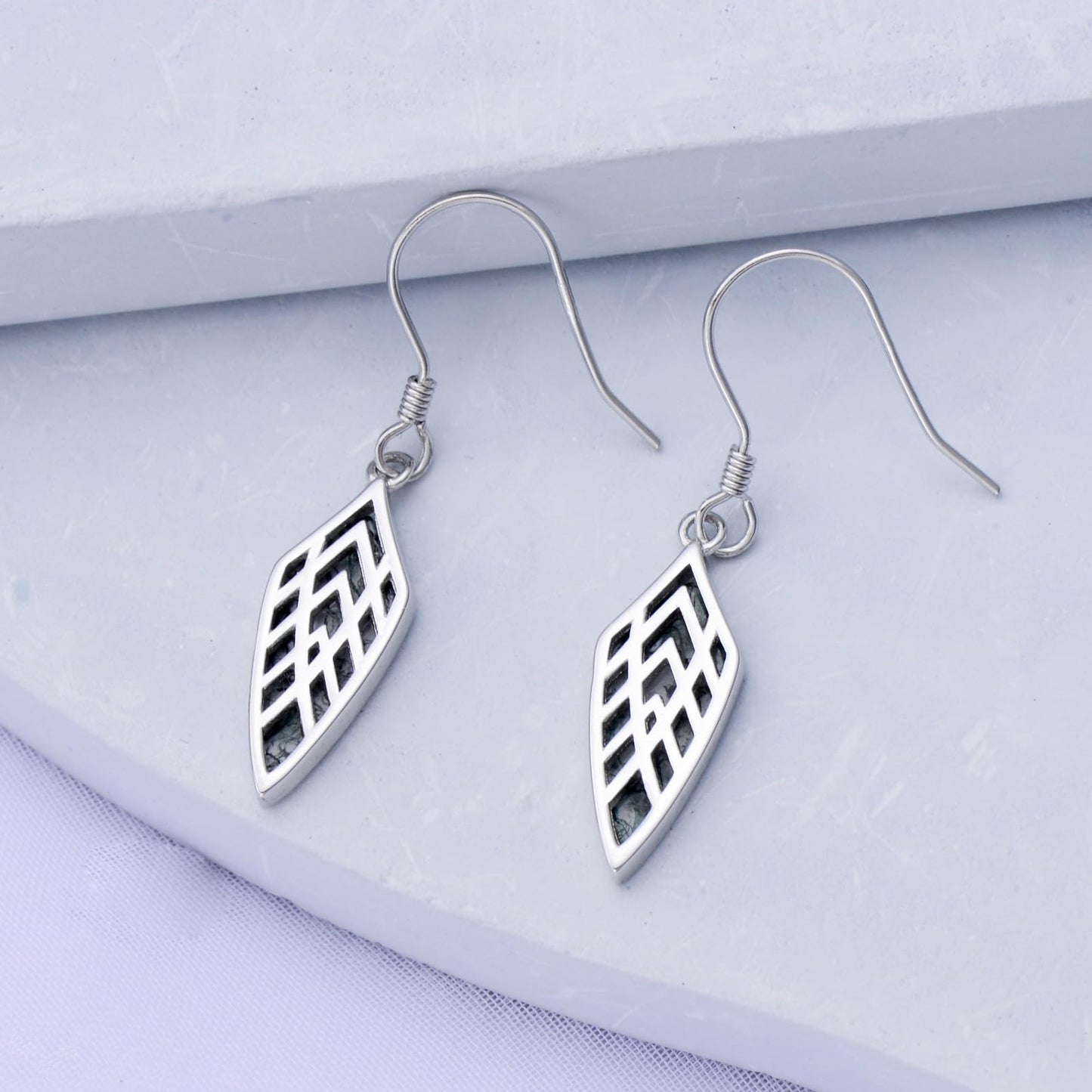 PROESS Natural Moss Agate Dangle Earrings 925 Sterling Silver Arrowhead Earrings Moss Agate Arrowhead Jewelry for Women