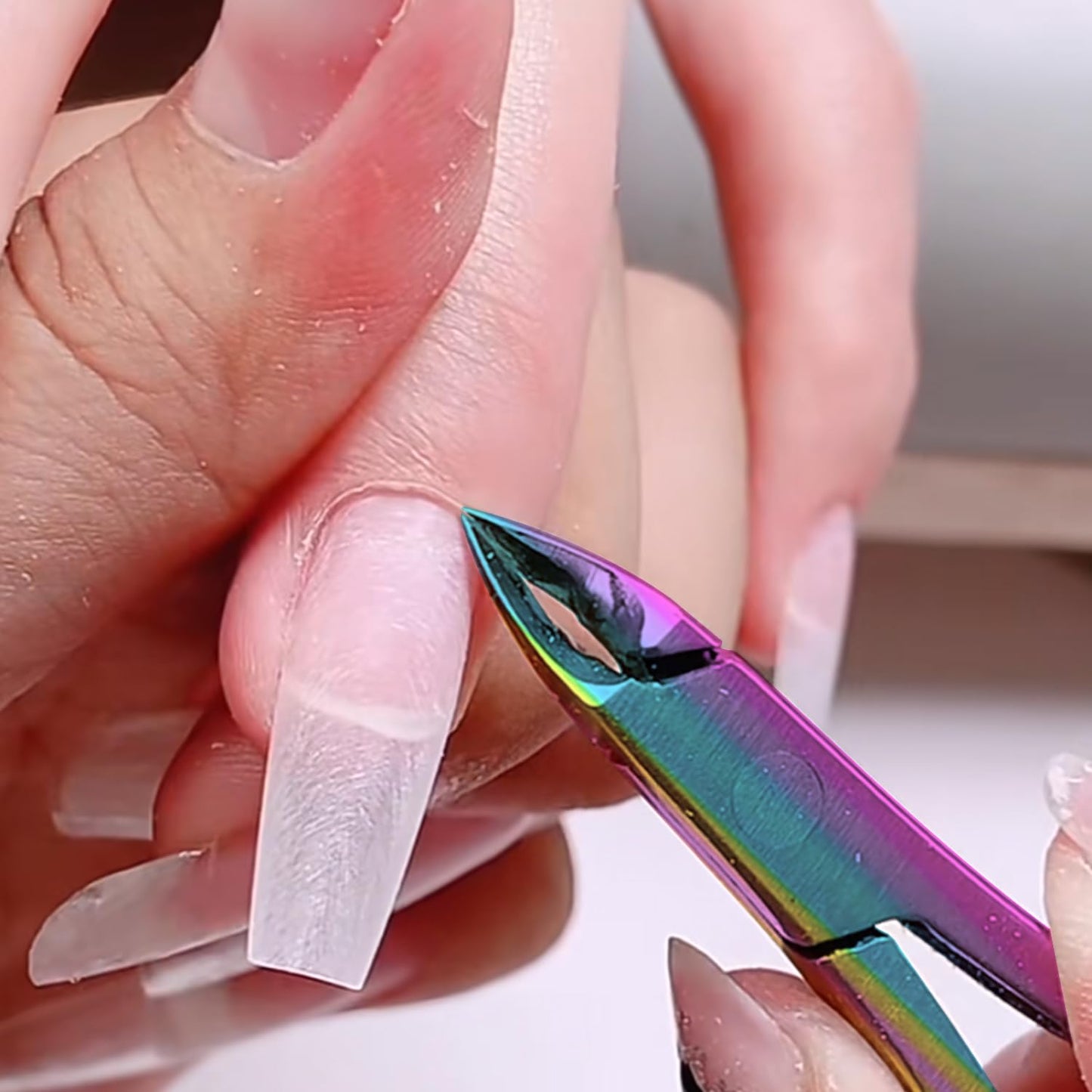 4Pcs Iridescent Nail Manicure Tool Set, Rainbow Stainless Steel Nail Clipper, Cuticle Nipper & Cuticle Pusher Kit, Professional Non-Slip Nail Prep Tools for Salon & Home DIY Manicure