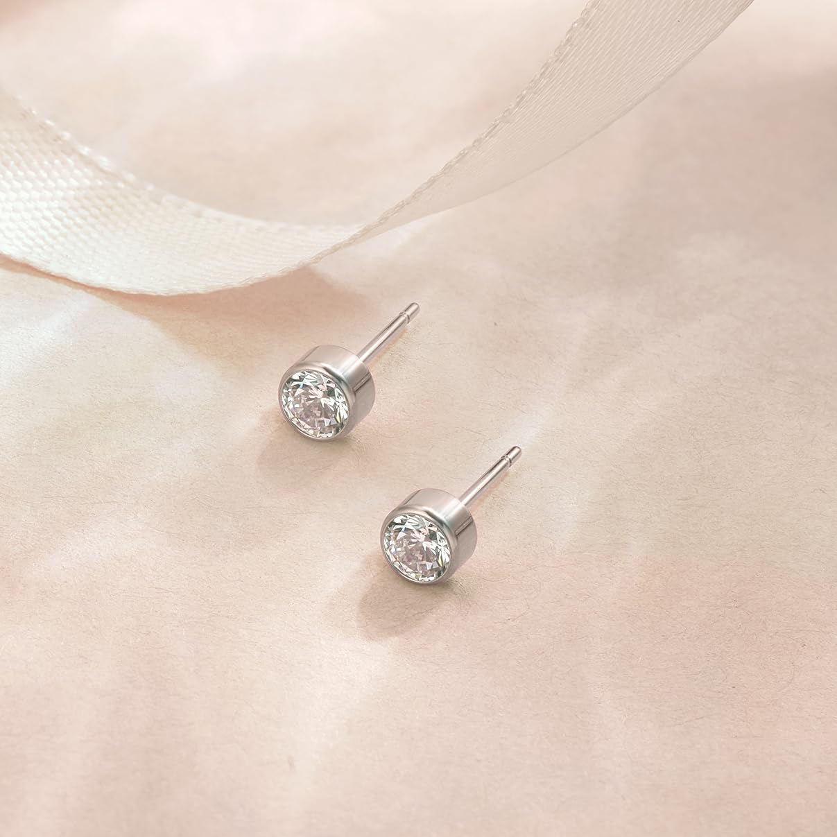 Limerencia G23 Pure Titanium Earrings F136 Implant Grade Titanium Studs 20G Hypoallergenic Round Cubic Zirconia/Princess-Cut/Square/Ball Earrings for Women Men Sensitive Ears(3mm Round CZ)