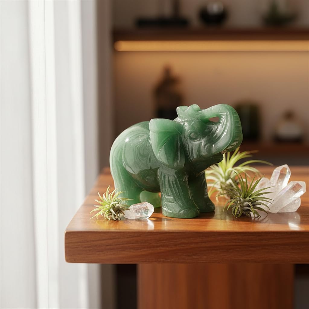 SquarezhenBo Elephant Ornament, Elephant Statue, Jade Stone Handcraft Natural Green Jade Stone Elephant Statue Decor Toys in Hand Home Décor Accents Sculptures (Green)