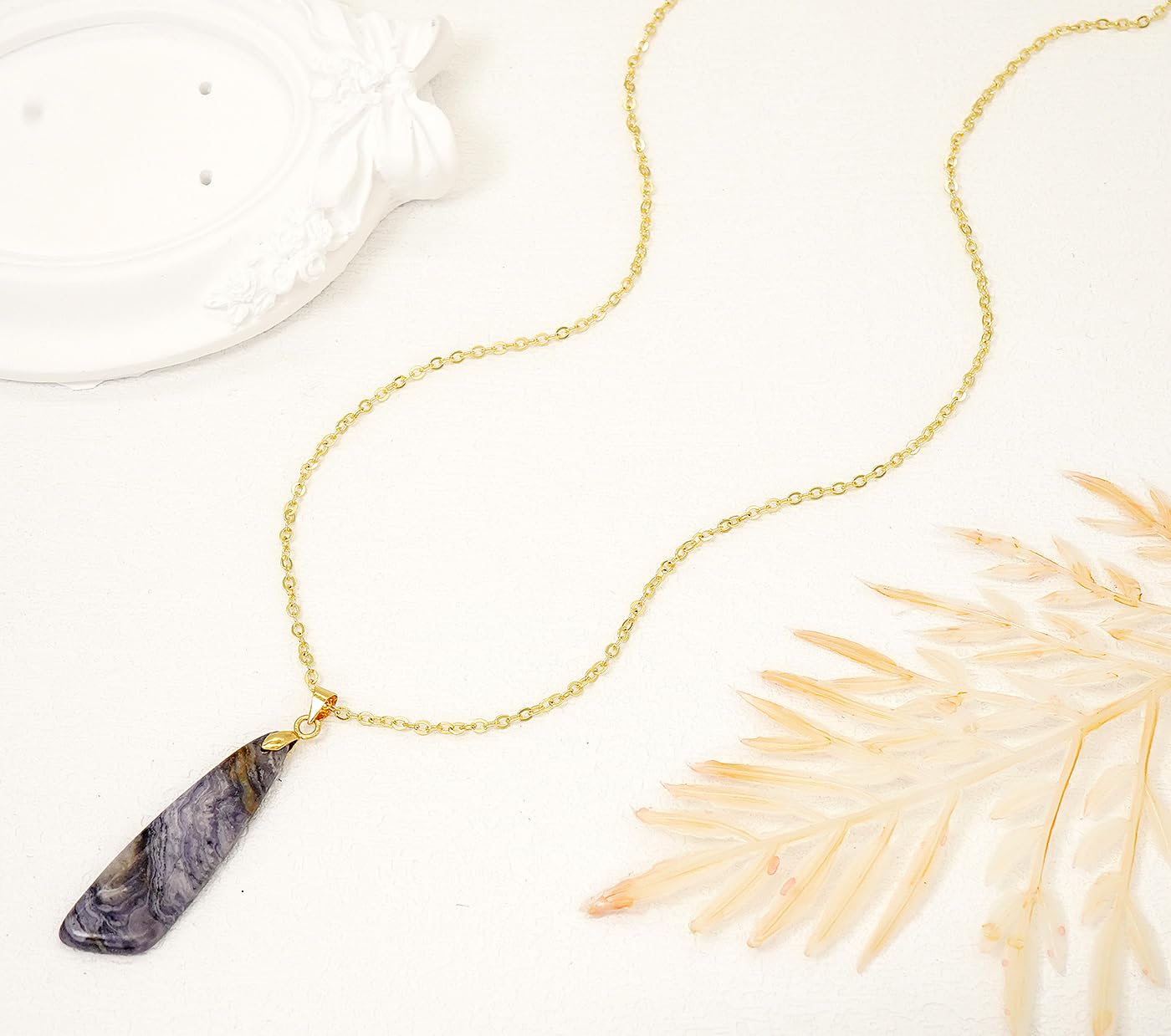Wovanoo Nature Stone Necklaces for Women Boho Pendant Necklace 18K Gold Chain Necklaces White Blue