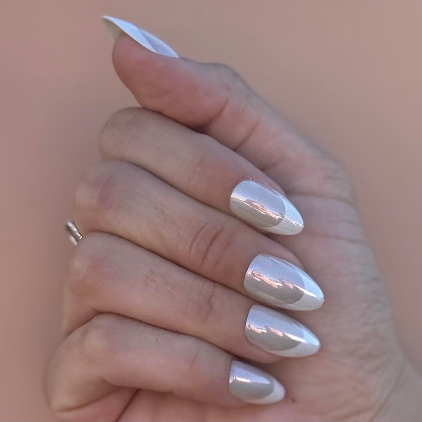 CHROME LADY Press-On Nails by Lavaa Beauty | Short Almond French Tip Iridescent Chrome Glaze Finish Nails