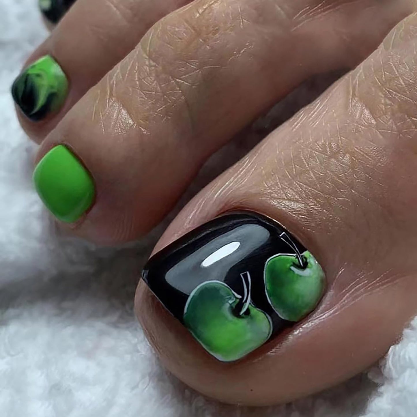 Press On Coffin Toenails With Designs - Full Cover Reusable False Nails With Adhesive Tab, Artificial Acrylic Fake Toe Nails, Glue On With Charm, Stick On for Women