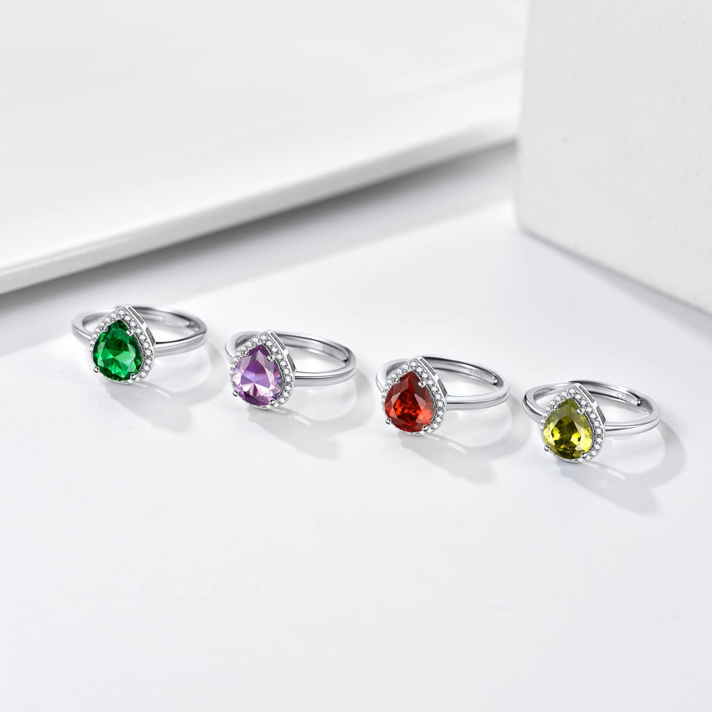 Bestyle Teardrop May Emerald Birthstone Rings Embellished with White Cubic Zirconia Minimalist Sterling Silver Open Band Gemstone Rings for Birthday/Christmas/Party/Anniversary/Wedding