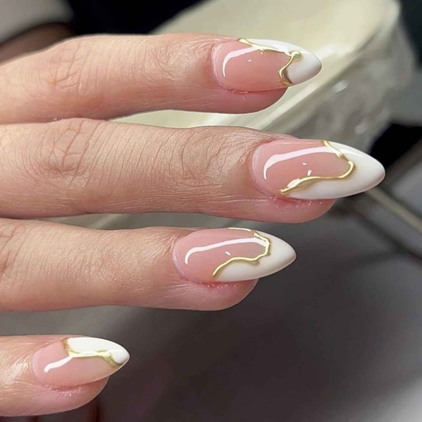Short Almond Press on Nails With White French Tip Oval Nude Pink Fake Nails Press ons Acrylic False Nails Full Cover Artificial Stick on Nails for Women Girls 24 Pcs