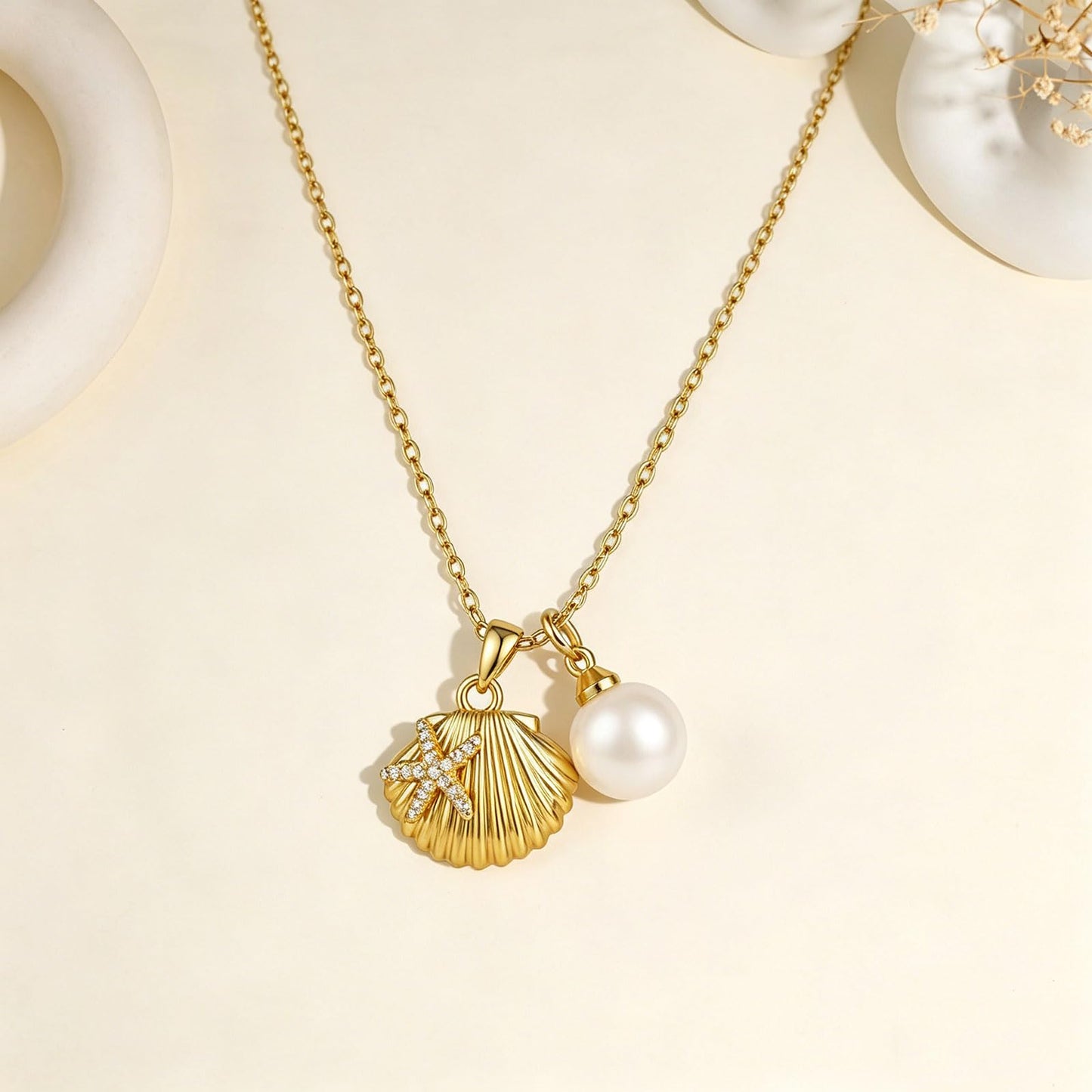 Gold Seashell Starfish Necklace for Women Pearl Starfish Shell Pendant Necklace Boho Conch Necklaces Summer Beach Jewelry (Shell)