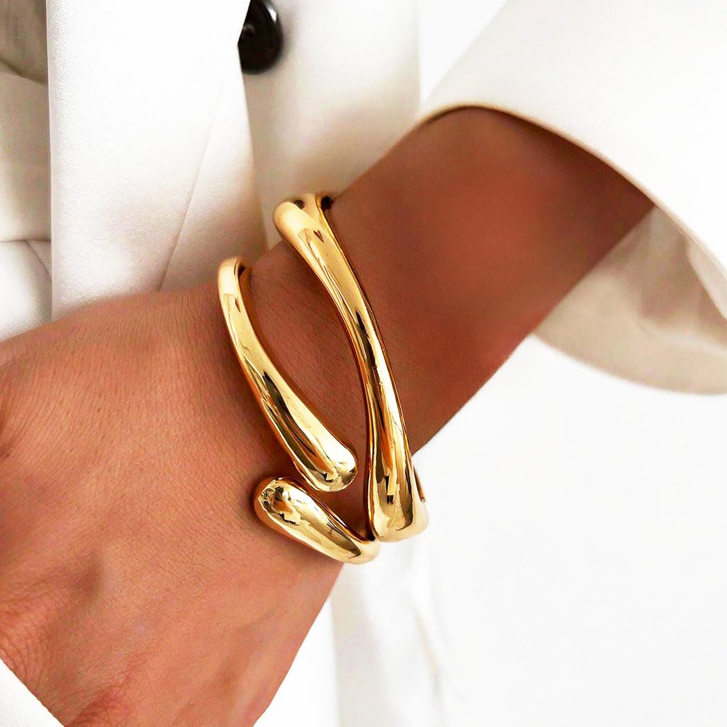 GORTIN Chunky Gold Bangle Bracelets for Women Gold Cuffs Bracelets Set Trendy Open Stackable Bracelet Jewelry (Gold-2PCS, One Size)
