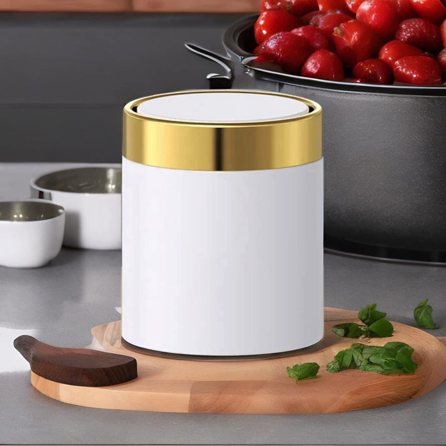 JILLICK Mini Trash Can with Lid, Metal Small Tiny Mini Trash Bin Can, Mini Countertop Trash Cans for Desk Car Office Kitchen, Swing Top Trash Bin 1.5 L/0.40 Gal (White)