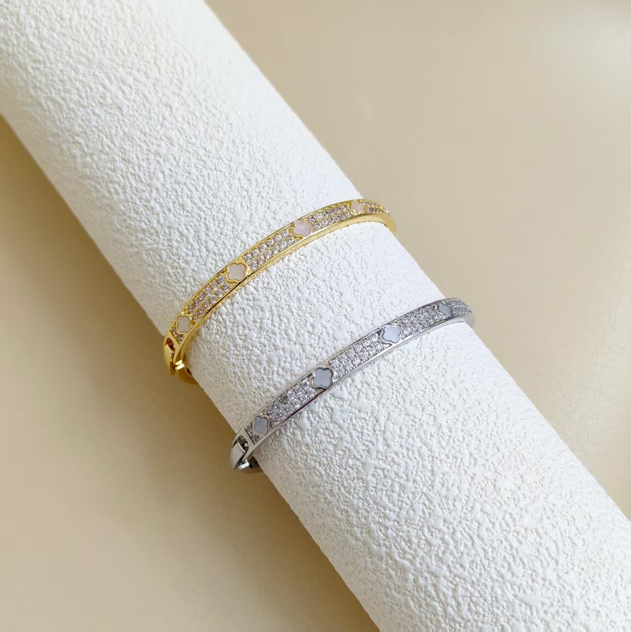 18K White Gold Plated Clover Bangle Bracelet for Women Personalized Cubic Zirconia Bracelets Love Bangles Crystal Bracelets Gifts for Her (white gold)