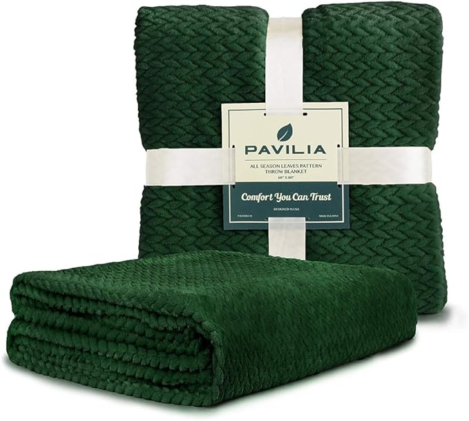 PAVILIA Soft Fleece Forest Green Throw Blanket for Couch, Lightweight Plush Warm Blankets for Bed, Fuzzy Cozy Flannel Blanket Throw for Sofa, Travel, Jacquard Pattern, Emerald Green, Twin, 60x80 inch