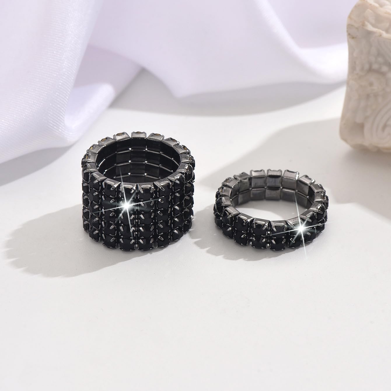 2PCS Rhinestone Stretch Ring for Women Sparkling Gold Silver Black Crystal Knuckle Ring Set Fashion Crystal Stackable Finger Rings Set Elegant Bridal Wedding Stretchy Statement Rings Jewelry (Black)