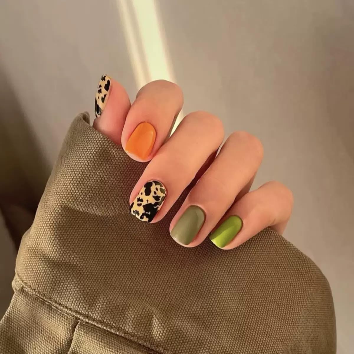 Square Press on Nails Short - Fall Fake Nails with Black Pattern Design - Green Full Cover Stick on False Nails for Women Manicure 24 Pcs