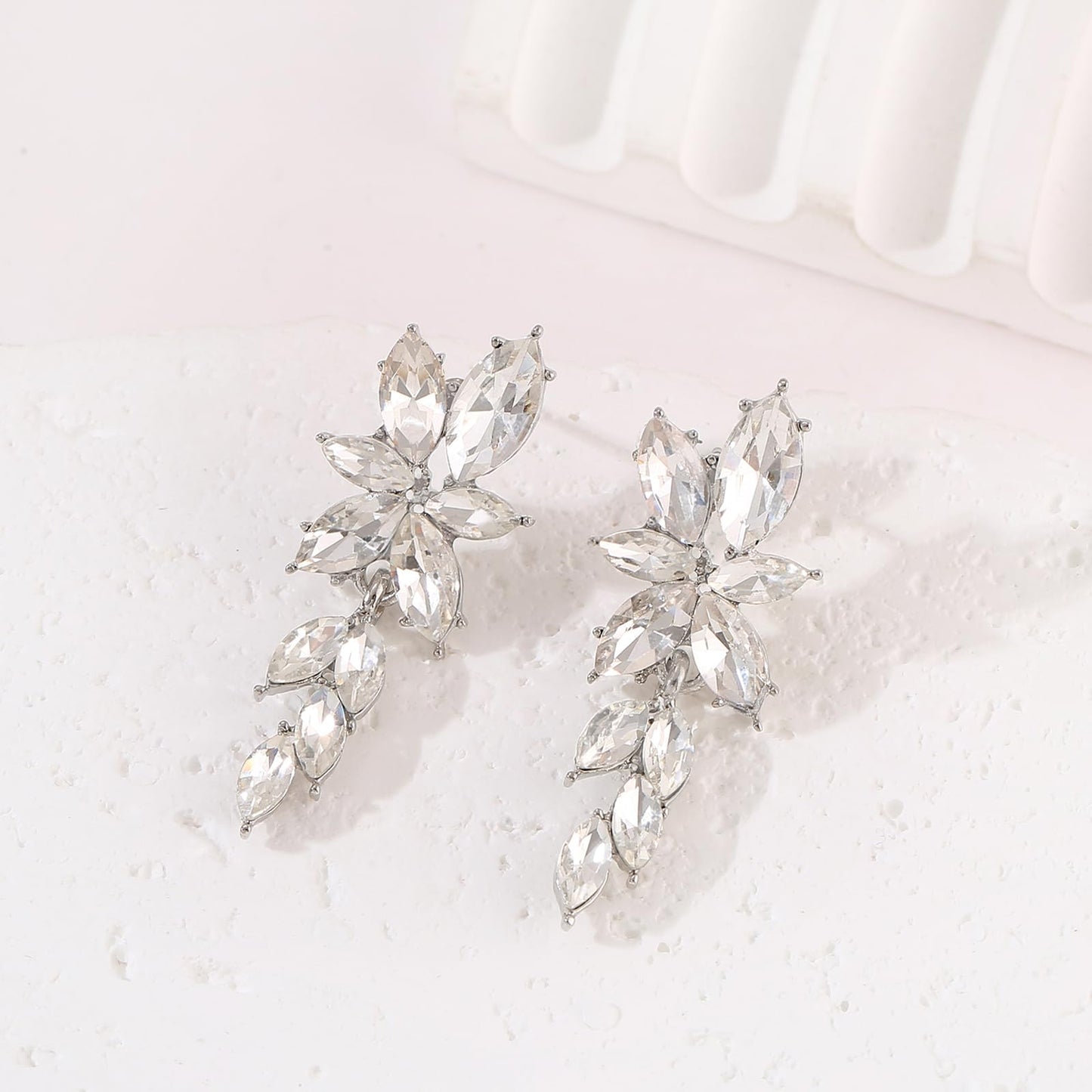 ATIMIGO Elegant Silver Rhinestone Dangle Earrings Cluster Crystal Wedding Bridal Earrings for Brides Bridemaids Formal Prom Statement Drop Earrings for Women