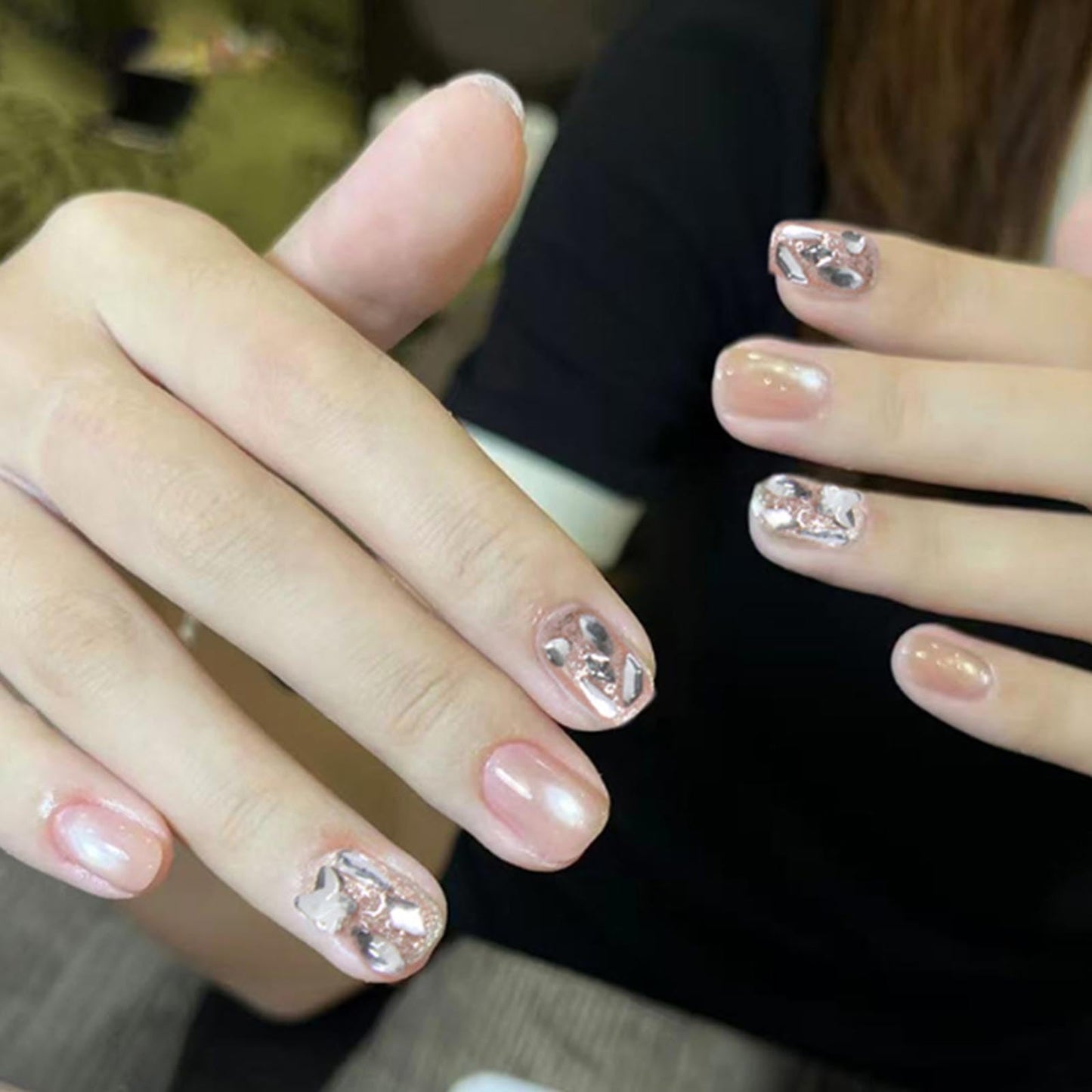 Kamize Short Square Fake Nails Press on Nails Full Cover Acrylic Cat's Eye False Nails Nude Gradient for Women 24PCS