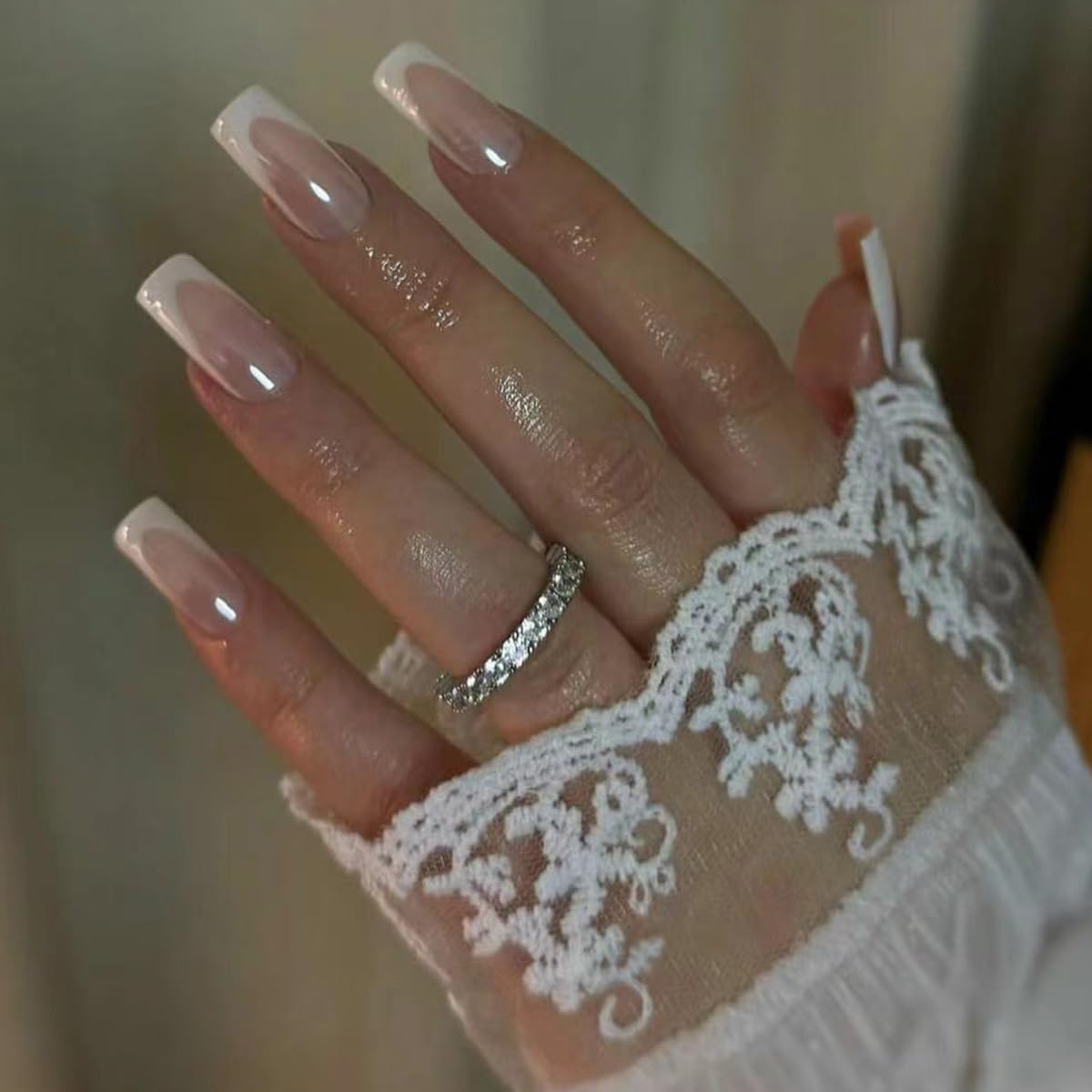 French Tip Press on Nails Square Medium Fake Nails Chrome Mirror Acrylic Nails Press ons with Designs Pearl Powder Artificial False Nails Glossy Full Cover Glue on Nails for Women Manicure 24 Pcs