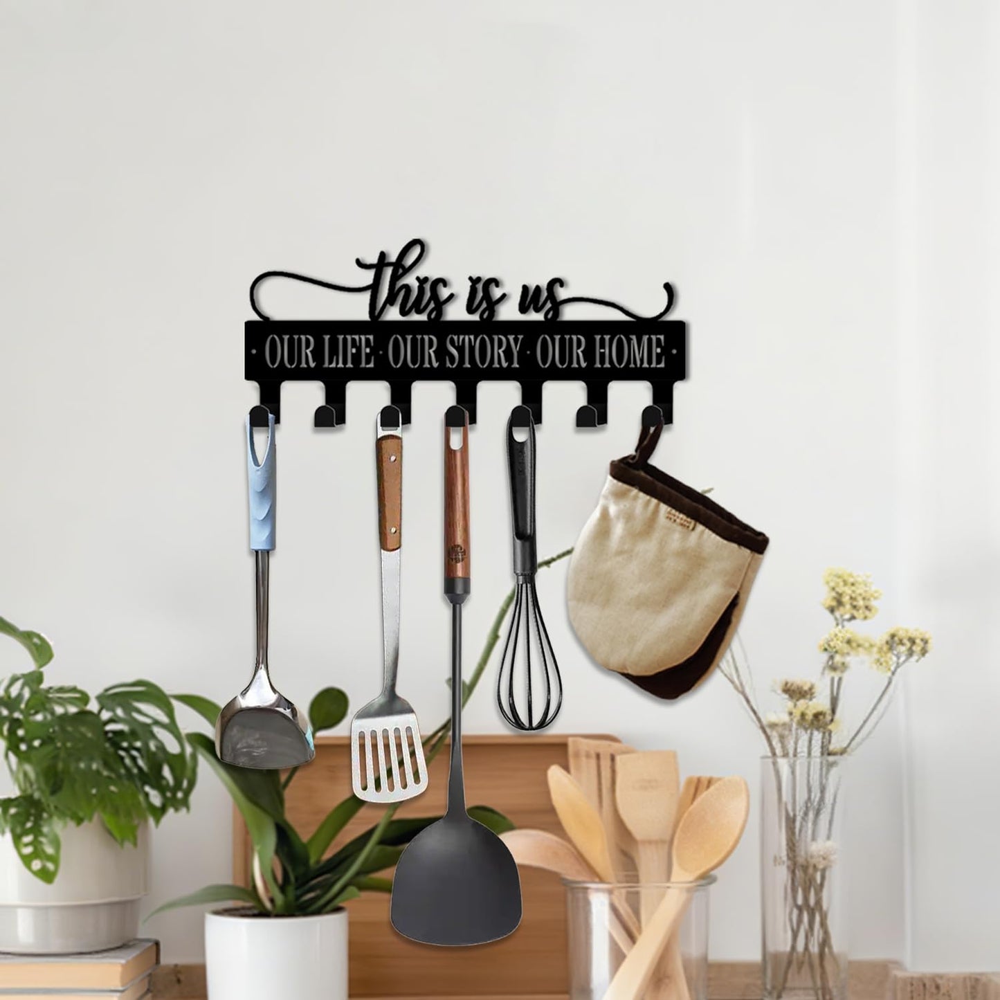 VUZUCOSH Key Holder Wall Mount, This is Us Sign, Key Holder Wall for Wall Decorative with 6 Hooks, Organizer Rack Hanger for Entryway, Front Door, Hallway, Office 9.8 inches
