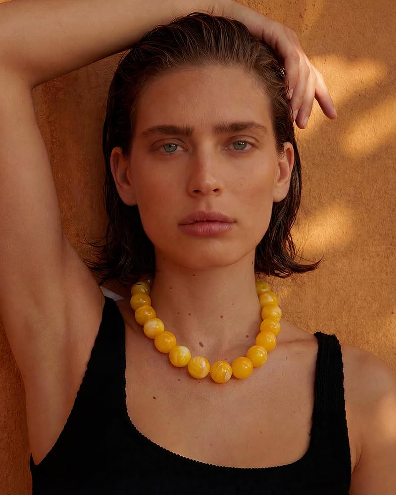 FAUTHENTICUTE Swirled Yellow Beaded Necklace for Women Chunky Resin Bead Strand Necklace Boho Yellow Polished Round Beads Statement Collar Summer Beach Jewelry Gifts