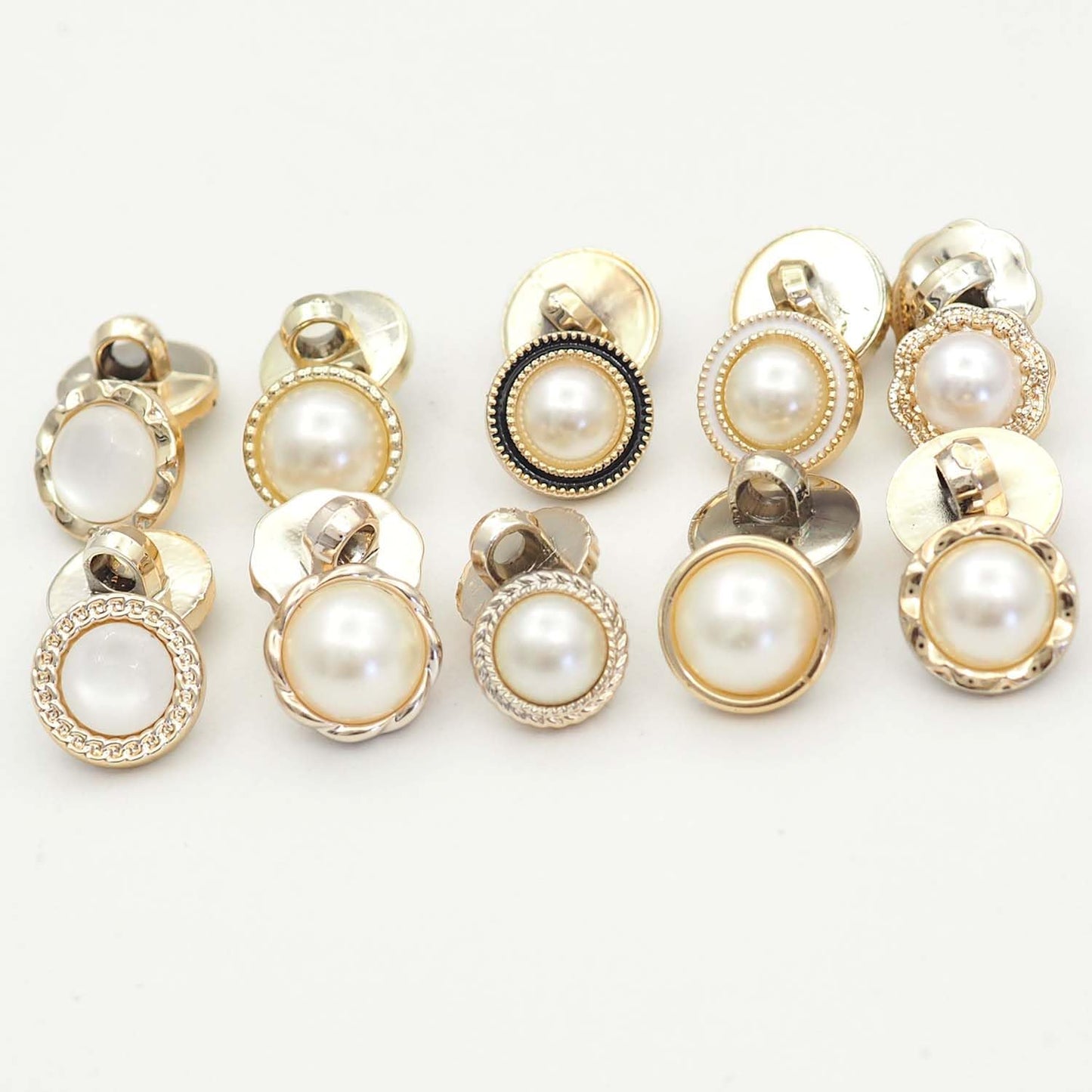 Youmeizer 100PCS(10 Styles) Resin Button Decorated with Artificial Pearls for Crafting· Sewing Replacement·Replacement·Knitting Sweaters Handmade Crafts It's stored in a Plastic Box (Gold)