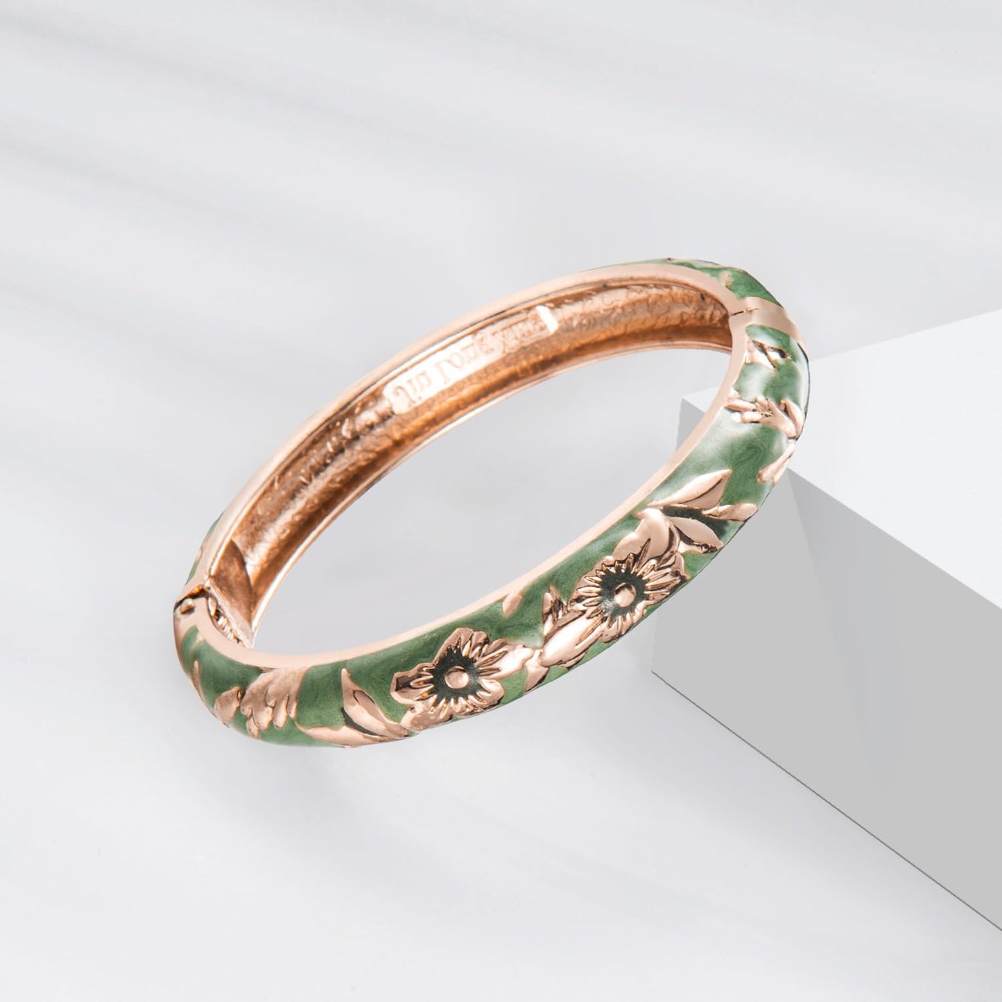 UJOY Bangles 5 Pcs Enamel Jewelry Set Rose Flower Engraved Cloisonne Bracelets Pack in a Box 5PCS Green Pink