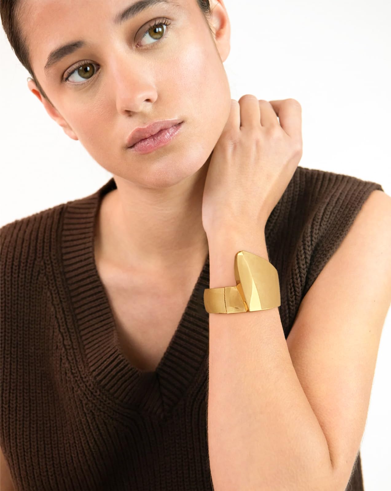 HUAYUNFANG Gold Chunky Bangle Bracelet for Women Irregular Wide Gold Statement Bracelet Spring Hinged Open Bangle Bracelet Trendy Jewrlry