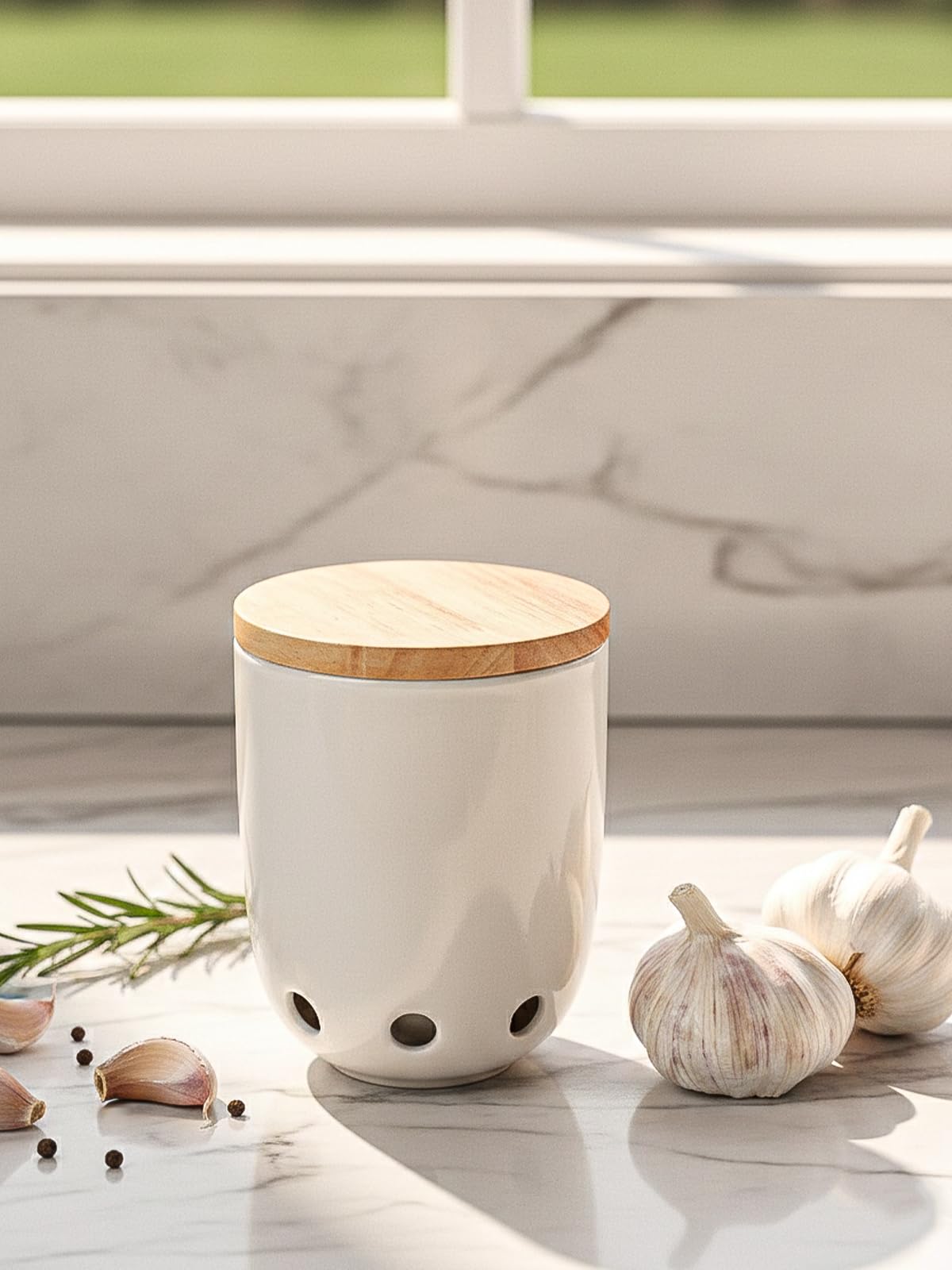 LEETOYI Ceramic Garlic Keeper for Counter, Garlic Holder with Wood Lid, Garlic Container for Kitchen, Garlic Saver to Keep Your Garlic Cloves Fresh Longer (White)