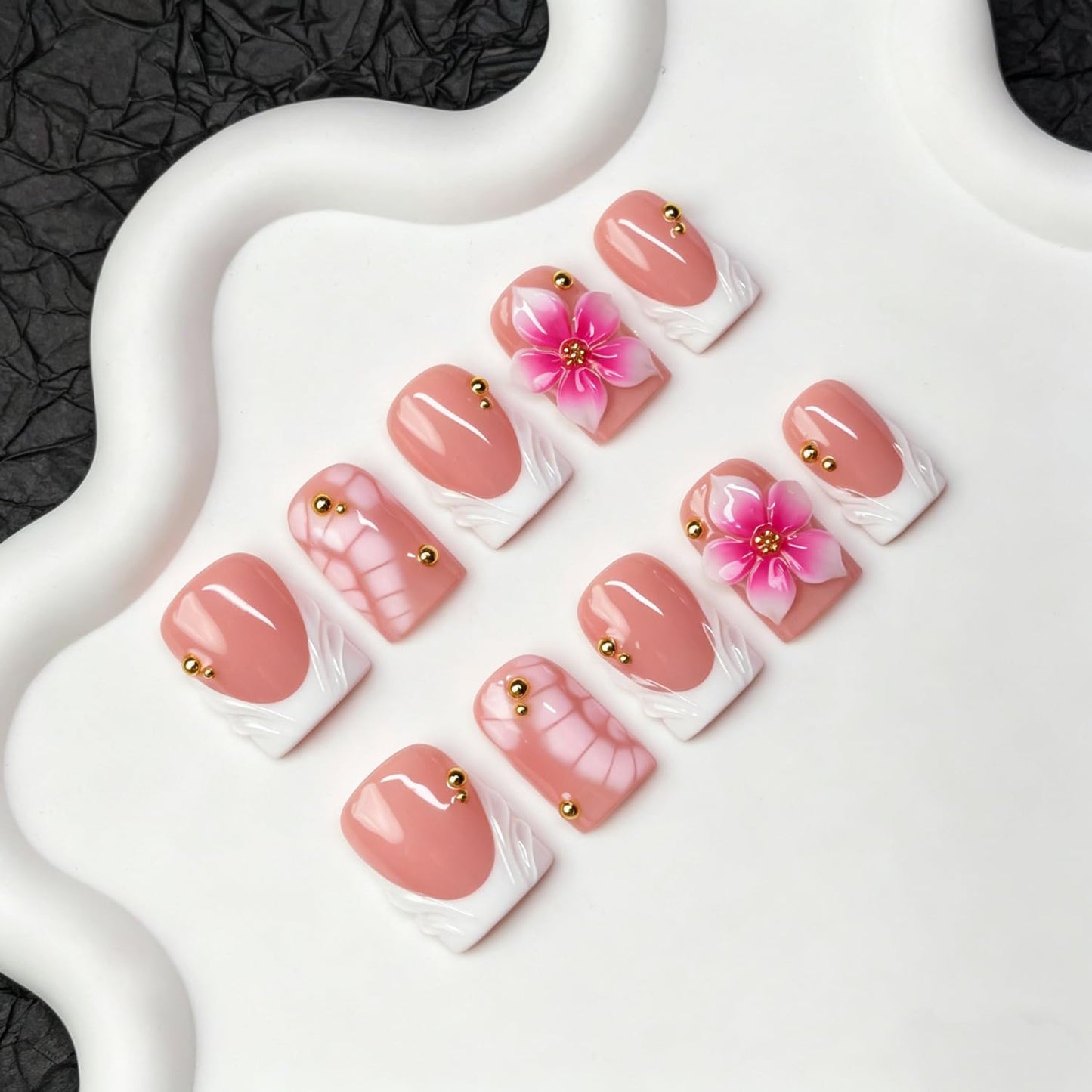 Press on Nails Handmade 3D Pink White Gradient Flower False Nails Short Square Fake Nail Glossy White French Tip Elegant Floral Style Thick Acrylic Nail Salon Quality Stick on Nails for Women (M)