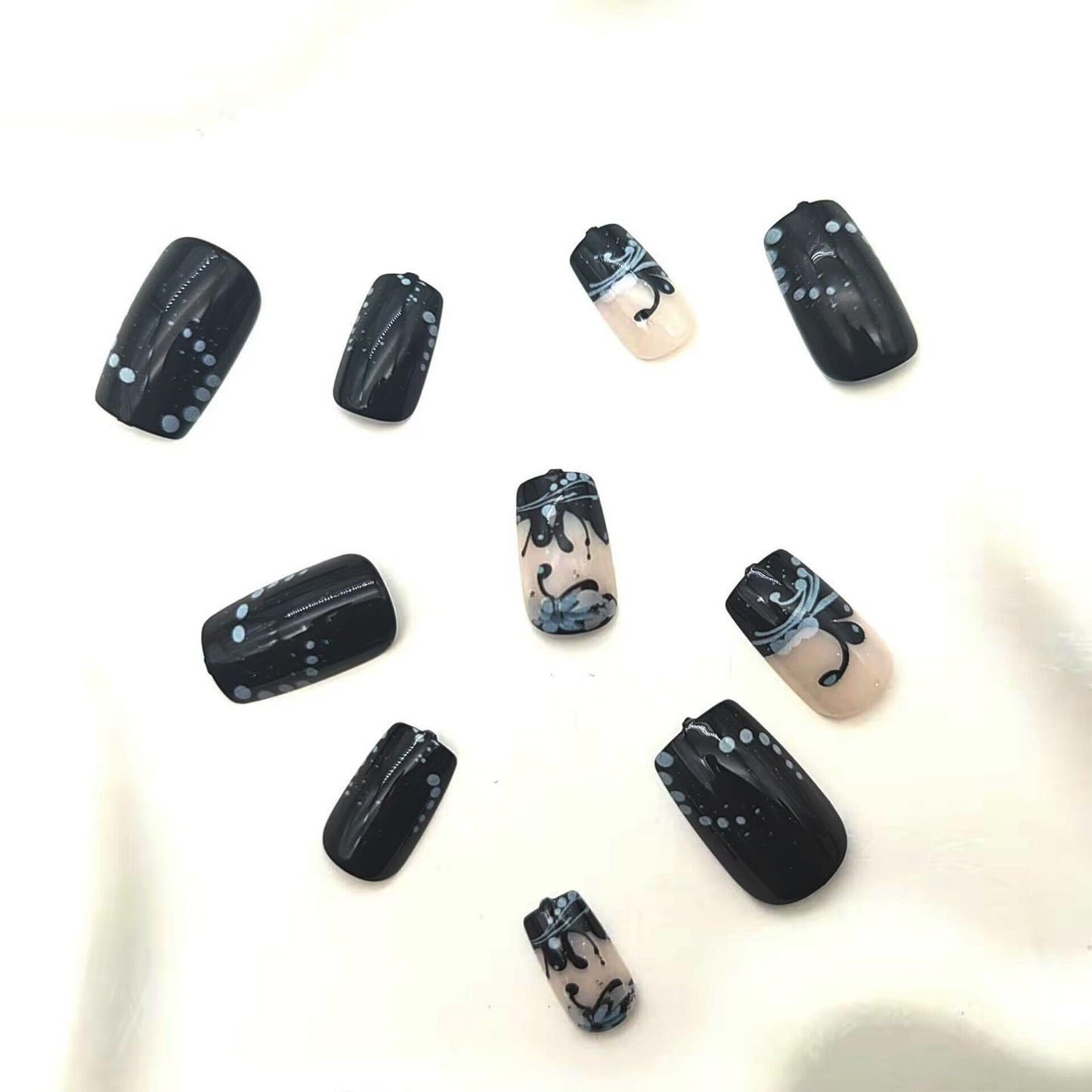 Square Medium Press on Nails French Tip Fake Nails with White Flower Dotted Lines Designs Glossy Glue on Nails Black Full Cover Nails Press ons Acrylic Artificial Stick on Nails for Women 24Pcs