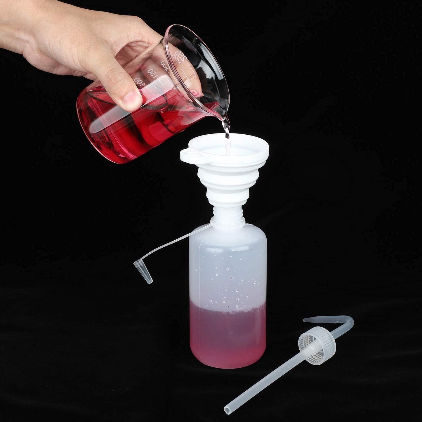 Hyber&Cara Safety Wash Bottle with Cap 3Pcs 250ml Plastic Plant Watering Tattoo Squeeze Bottle for Lab with 1Pc Silicone Funnel