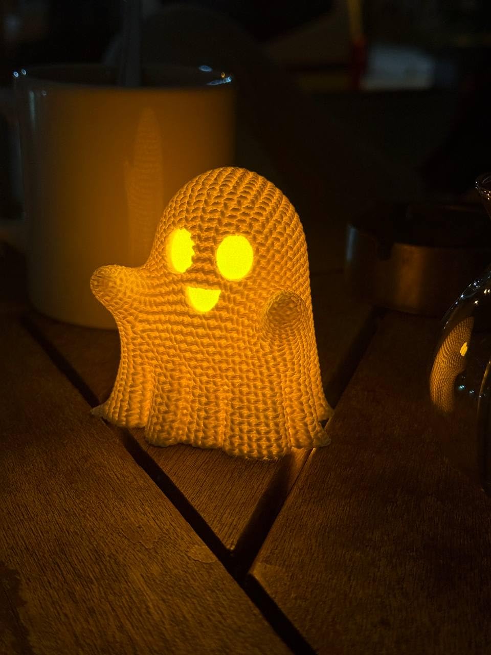 Cute Crocheted Ghost – 3D Printed Ghost Decor with Knitted Look | LED Tea Light Halloween Decoration (Light Not Included) | Cozy Spooky Season Home Accent
