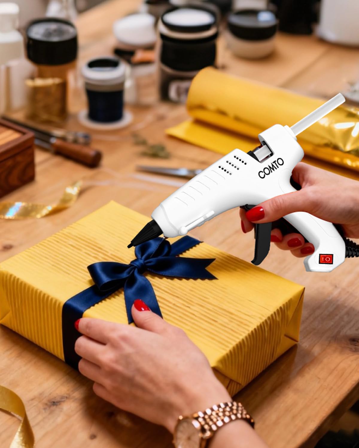 COMTO Full Size Hot Glue Gun with 10 Sticks, Heavy Duty Glue Gun with 80W Super Power, Anti-scald Nozzle and Easy Squeeze Trigger, Perfect for Crafting, DIY and Repairs - White