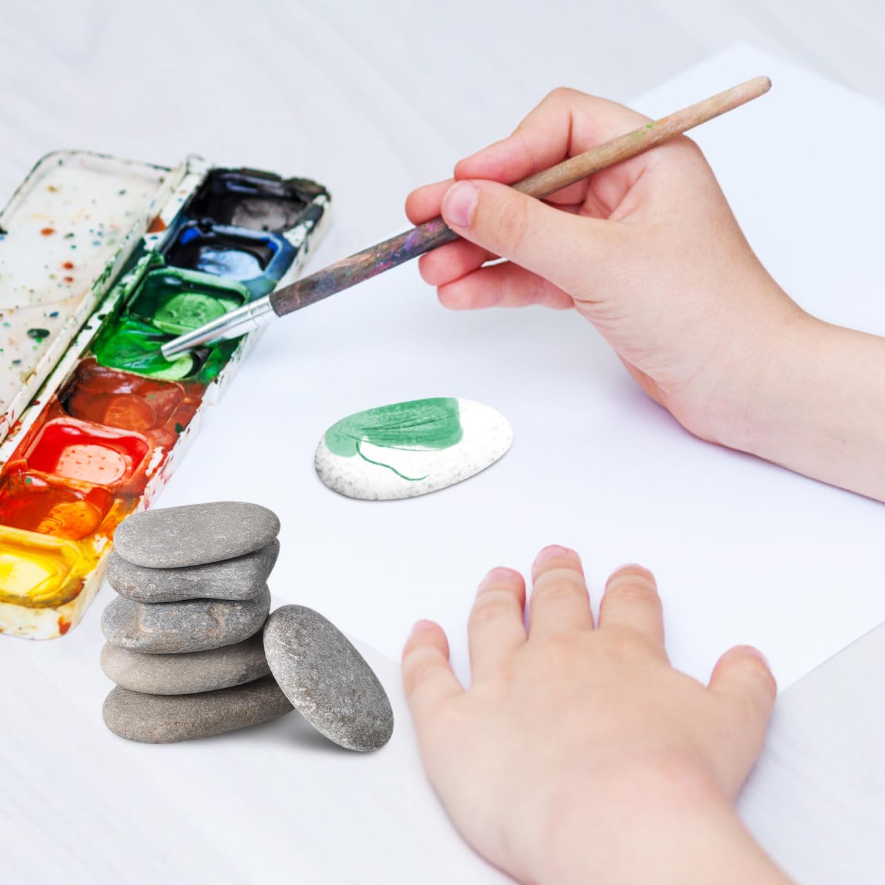 SOIMISS 20Pcs Painting Rocks Natural Flat River Stones for Crafting Smooth Surface Grey Pebbles for Mandala Art Kindness Rocks Kids DIY Projects