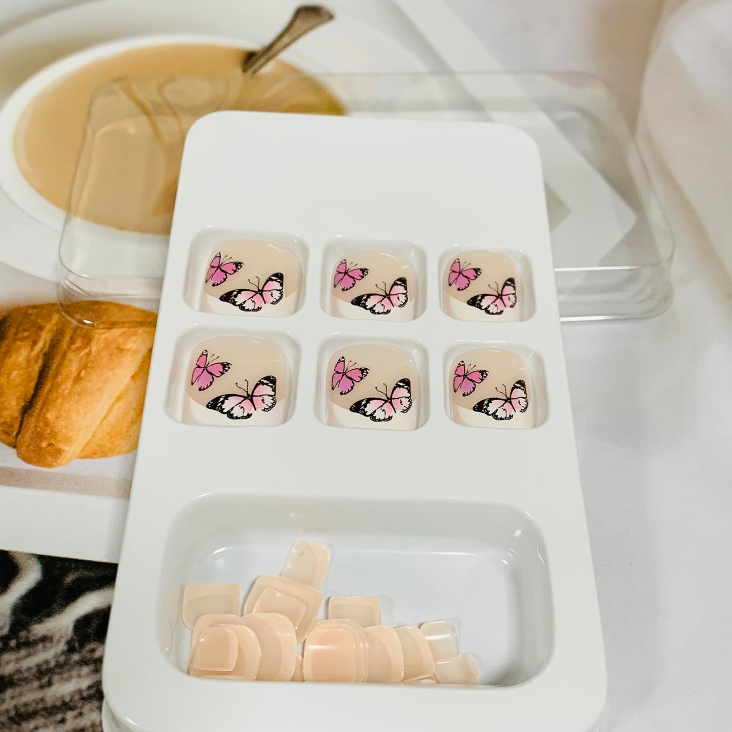 Press on Toenails with Butterfly Designs, Artificial French Fake Nails for Toe, Full Cover Glossy Coffin Acrylic False Nails, Glue on Toenails with Charm, Stick on Toe Nails for Women(JY065)