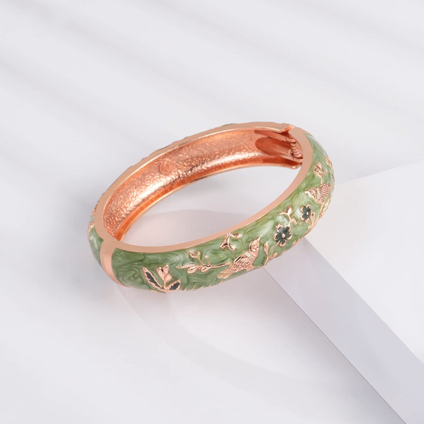 UJOY Colors Handcraft Jewelry Cloisonne Bracelet Enamel Bird Spring Hinged Womens Bangles Gifts Box 55C49 Green