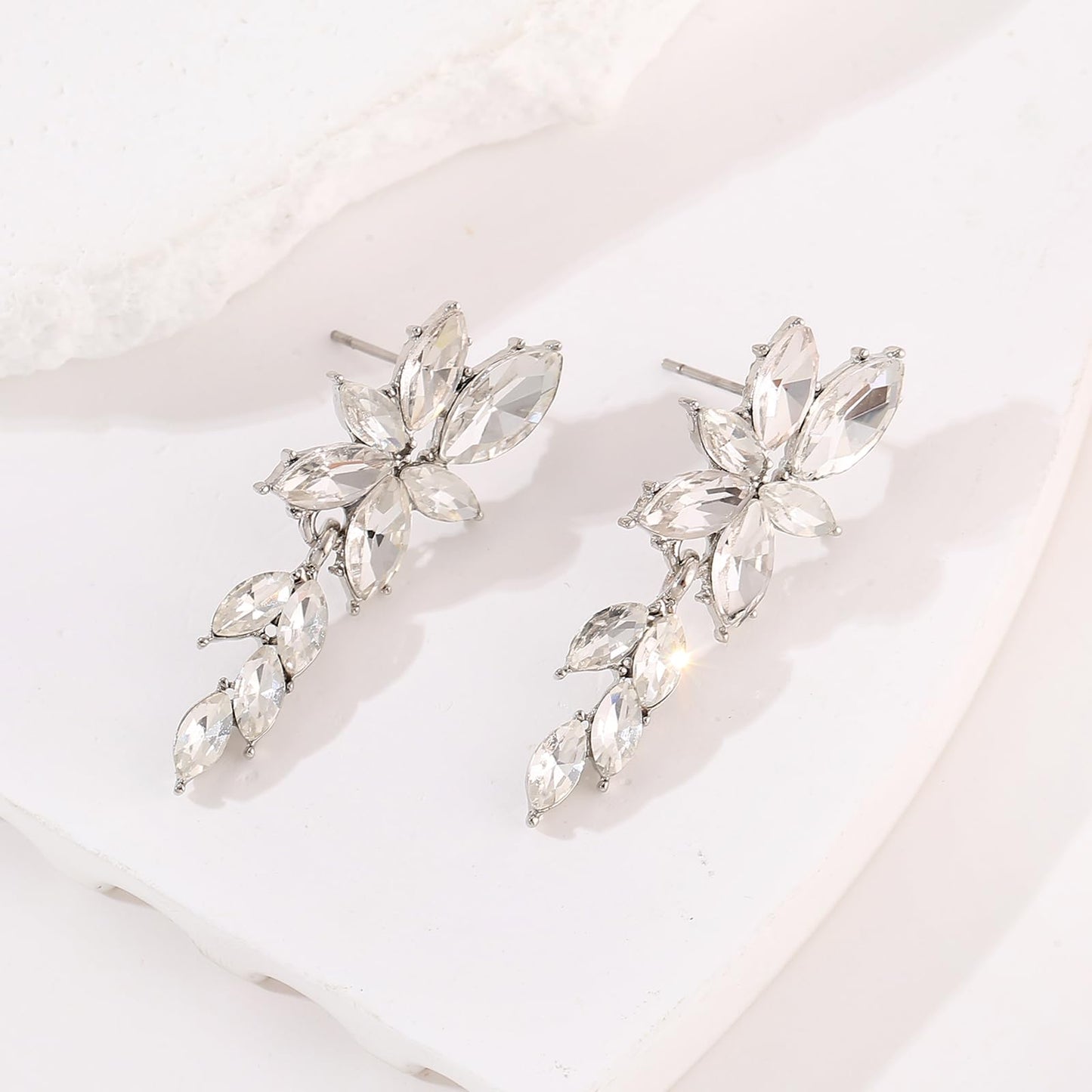 ATIMIGO Elegant Silver Rhinestone Dangle Earrings Cluster Crystal Wedding Bridal Earrings for Brides Bridemaids Formal Prom Statement Drop Earrings for Women