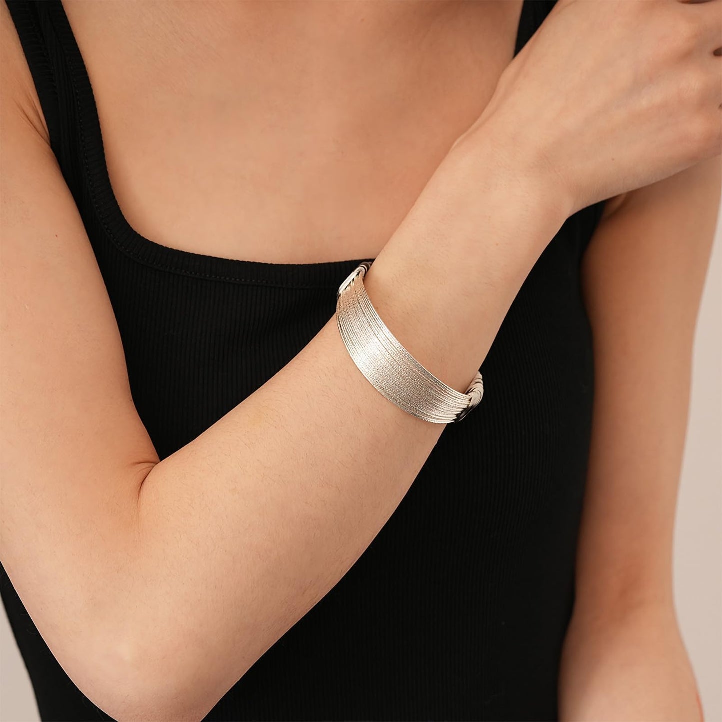 Chunky Silver Bangle Bracelets for Women, Trendy Open Adjustable Filigrace Bracelets with Leather Wrap Stackable Statement Leopard Cuff Bracelet for Women & Men Handmade Jewelry for Christmas Birthday