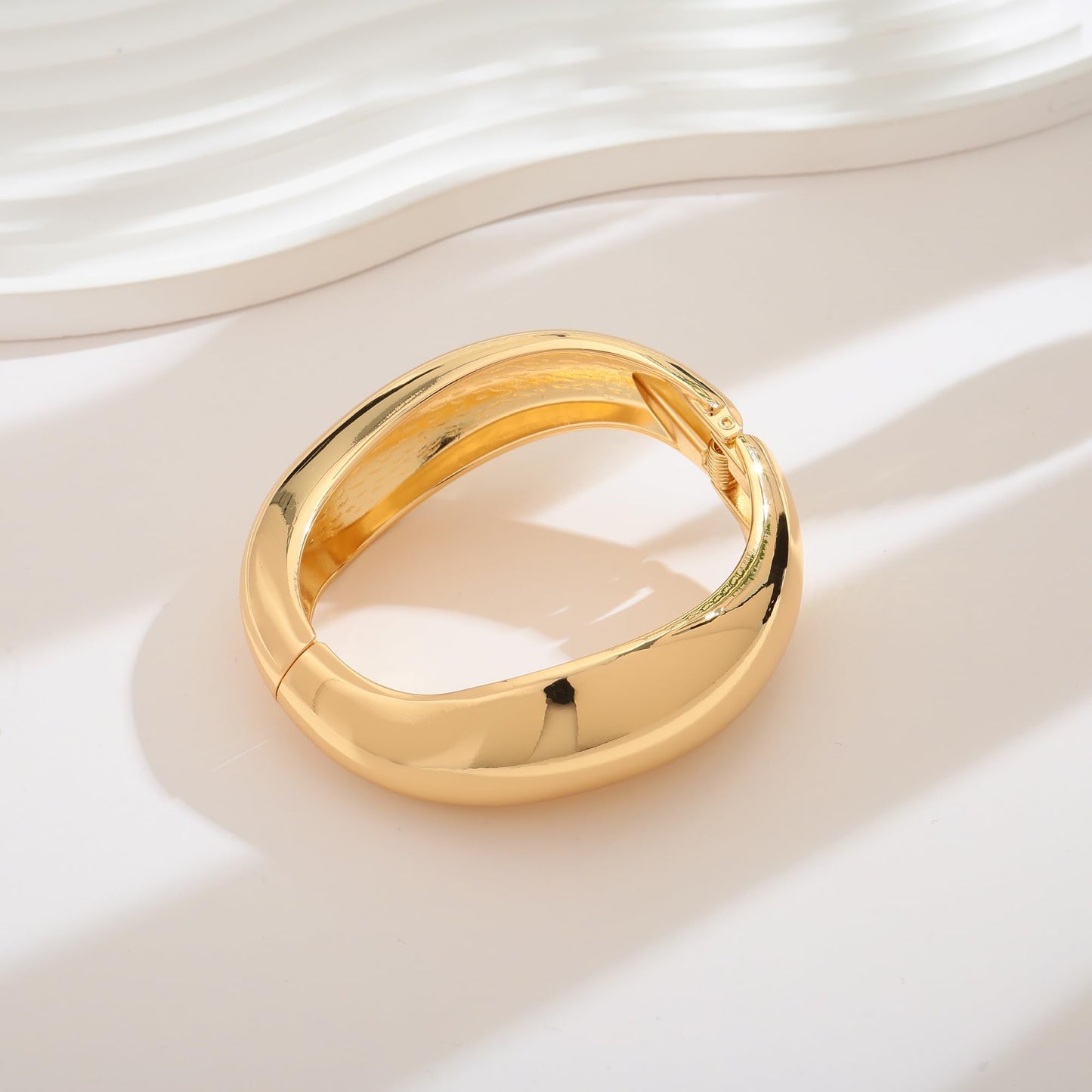 ENSKEFEN Chunky Gold Hinged Bangle Bracelets for Women Irregular Oval Bracelet Wide Thick Arm Cuff Bangles Minimalist Gold Bracelets