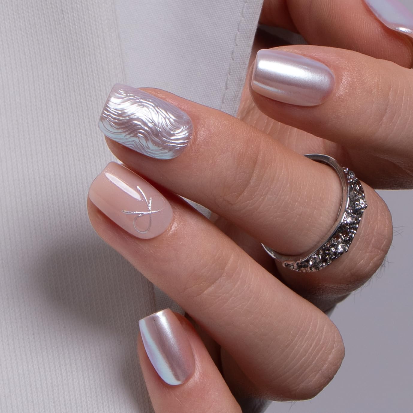 CurvLife Soft Gel Medium Press On Nails Square, Long-Lasting Reusable Fake Nails Kit with Glue & Tabs, 30pcs Salon-Quality Stick On Nails for Women At-Home Manicure (Silver Bow)