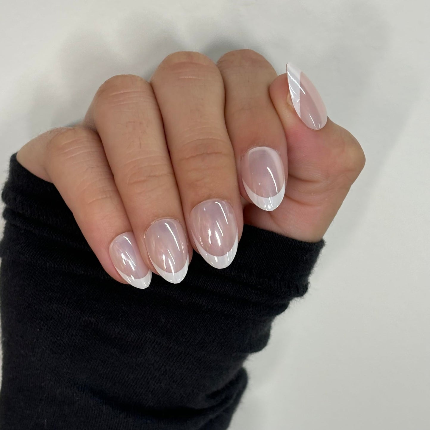 GLAZED FRENCH Press-On Nails by Lavaa Beauty | Short Round Chrome Glazed French Tip Nails