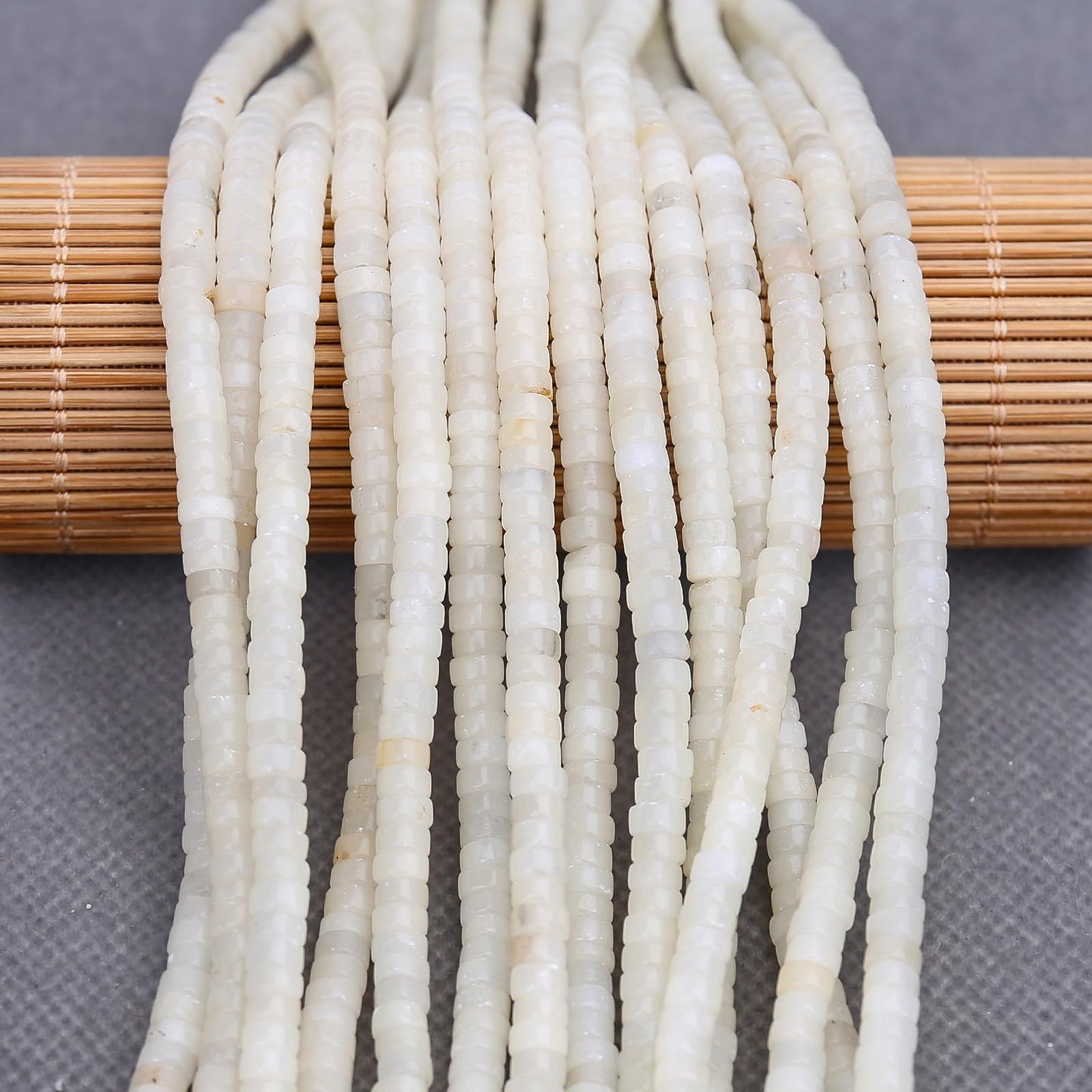 BONNY BOXX 150PCs Natural White Opal Spacer Beads, Loose Semi Precious Flat Round Gemstone Heishi Disc Stone Beads for Beading Jewelry Making 4mm*2mm