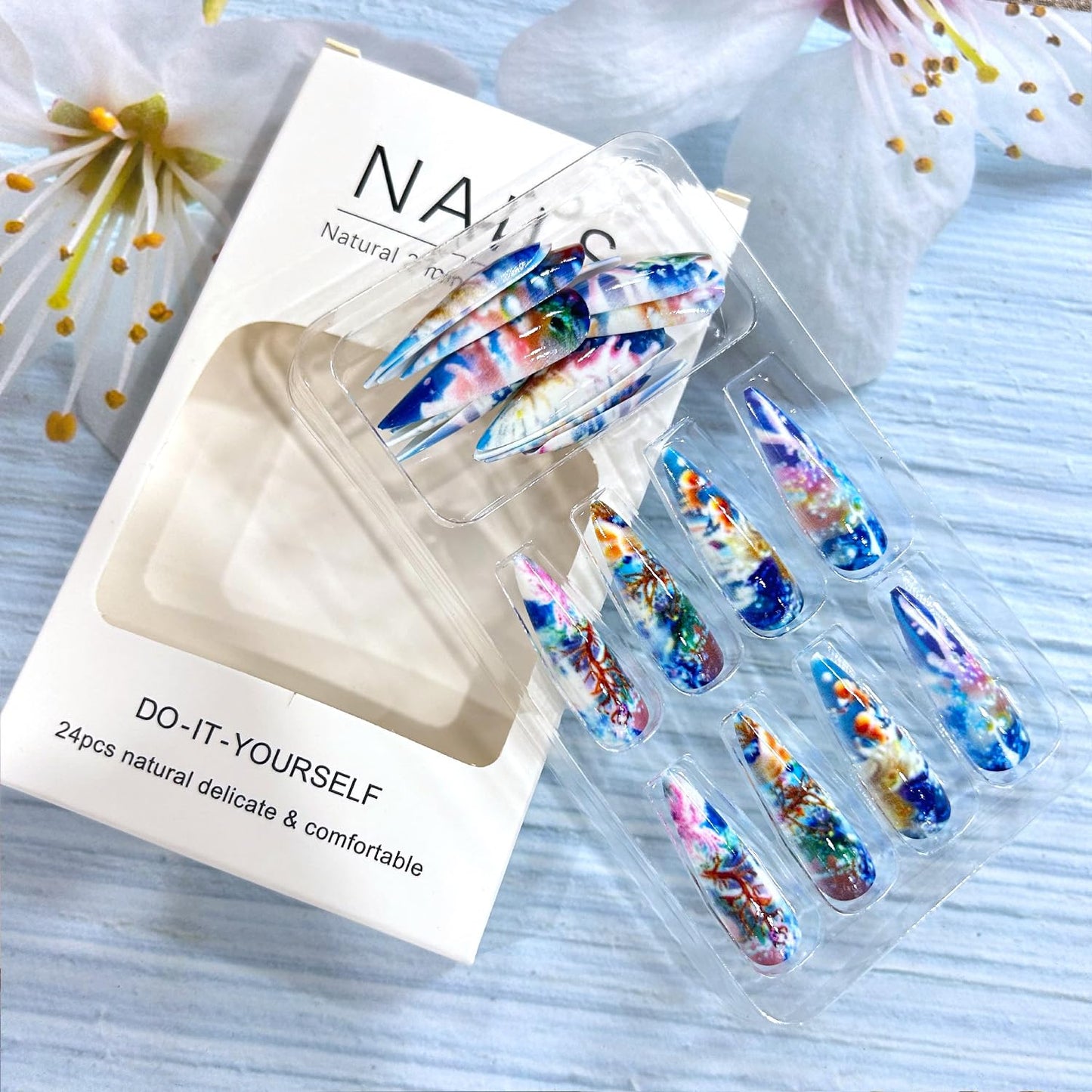 CJDLTS Marine Life Press on Nails Almond Long Length Fish Seaweed Pattern Design Press Artificial Stick on Nails Full Covre Glossy Acrylic False Nail Reusable Glue on Nails for Women 24Pcs