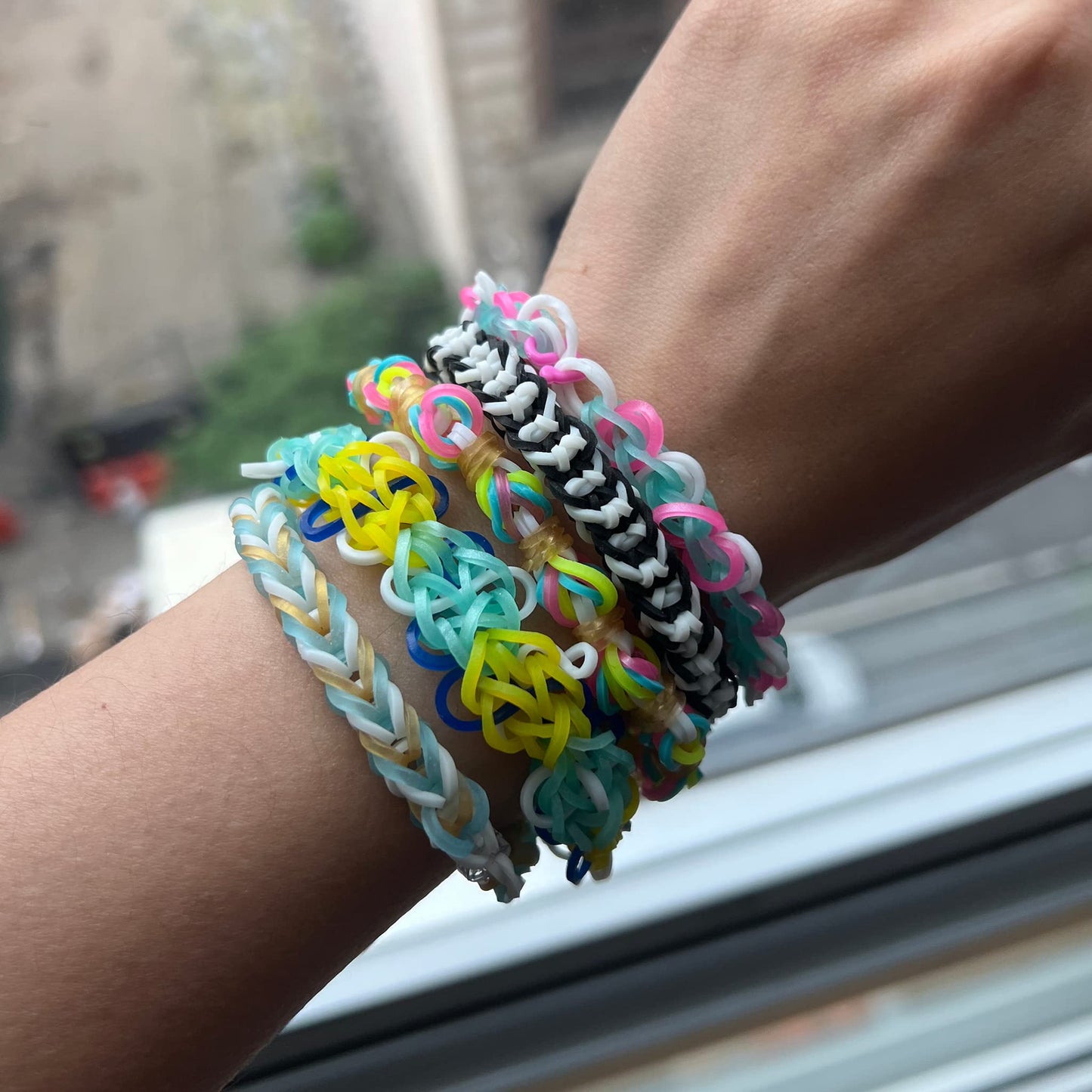 Rainbow Loom MEGA Combo Set, Features 7000+ Colorful Rubber Bands, 2 Step-by-Step Bracelet Instructions, Organizer Case, Great Gift for Kids 7+ DIY Craft, STEAM